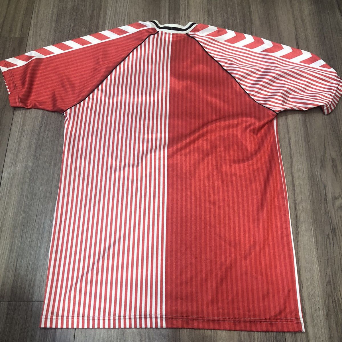Hummel Southampton 87/89 home shirt Size US S / EU 44-46 / 1 - 2 Thumbnail