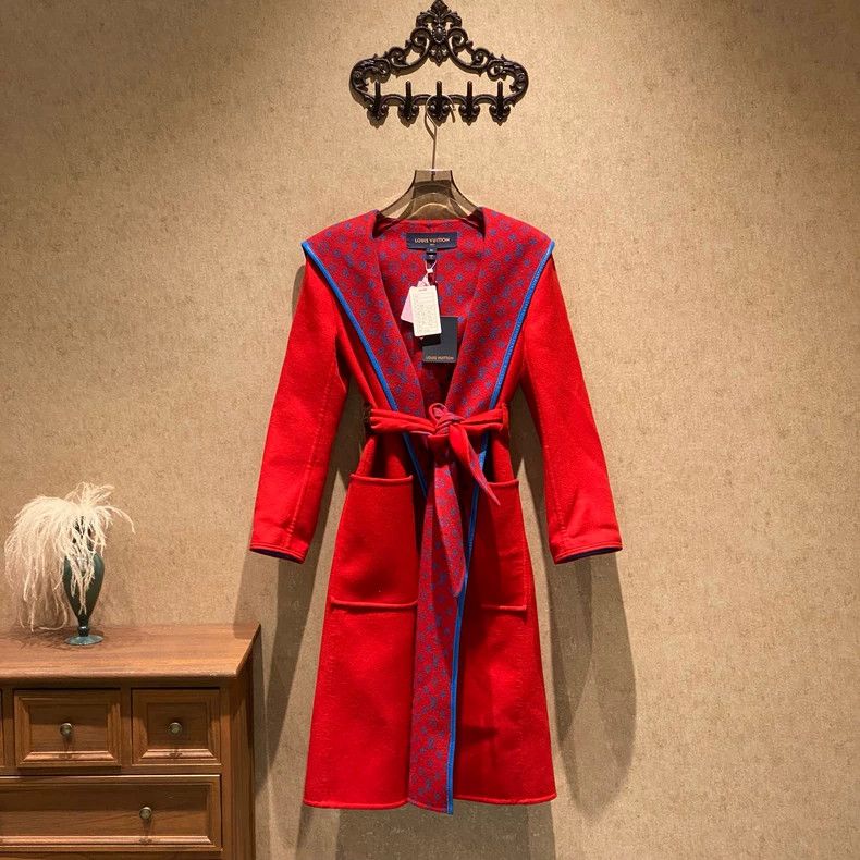 Louis Vuitton Louis Vuitton Red inside presbyopic full print bathrobe co Size XXS / US 00 / IT 34 - 1 Thumbnail