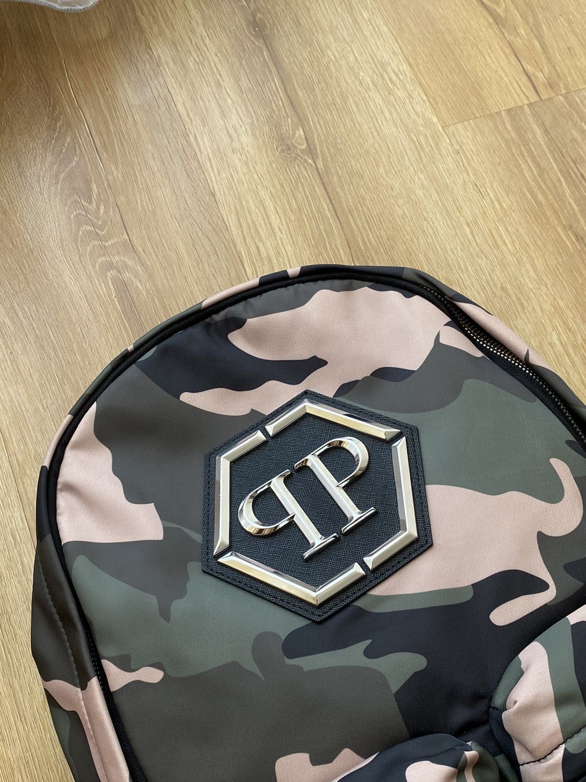 Philipp Plein Philipp Plein Hexagon Camo Backpack y2k Size ONE SIZE - 6 Thumbnail