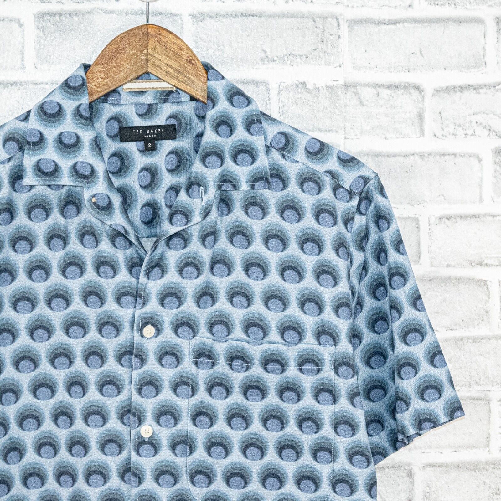 Ted Baker Ted Baker Retro Spot camp Collar Shirt Blue short sleeve Size US M / EU 48-50 / 2 - 6 Thumbnail