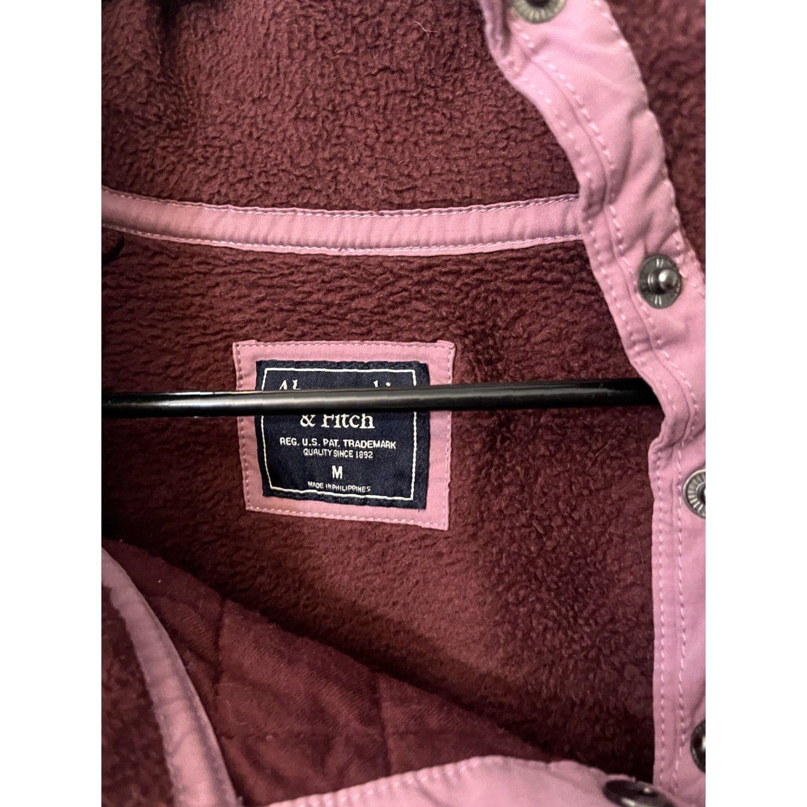 Abercrombie & Fitch ABERCROMBIE & FITCH Asymmetrical Snap Up Quilted Fleece Pullover Burgundy/Pink M Size M / US 6-8 / IT 42-44 - 3 Thumbnail