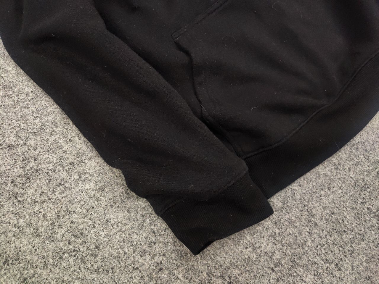Formula 1 Formula 1 Classic Racing H&M logo Black Hoodie Size US S / EU 44-46 / 1 - 6 Thumbnail