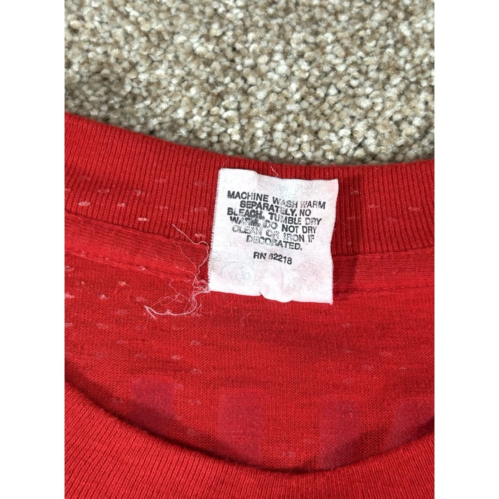 Vintage VINTAGE RP Sportswear SF 49ers Barry Manilow T-Shirt Unisex Adults Short Sleeve Crew Neck Red L USA Made Single Stitch Slim Ballpark 80s 84 Super Bowl Size US L / EU 52-54 / 3 - 6 Thumbnail