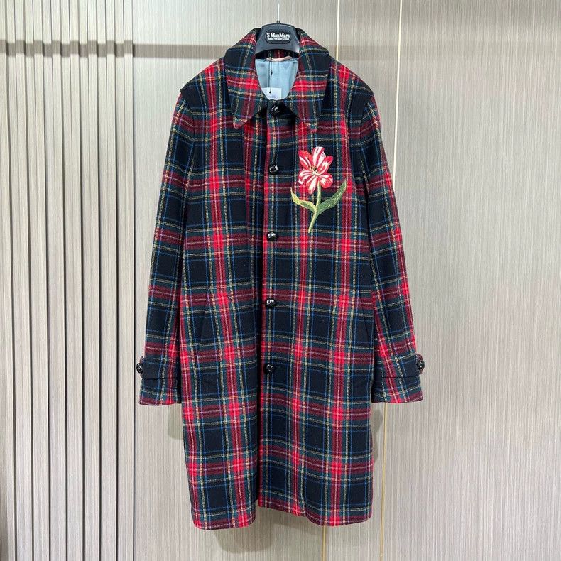 Gucci Gucci Heavy industry wool plaid embroidered floral coat 250 Size XL / US 12-14 / IT 48-50 - 1 Thumbnail