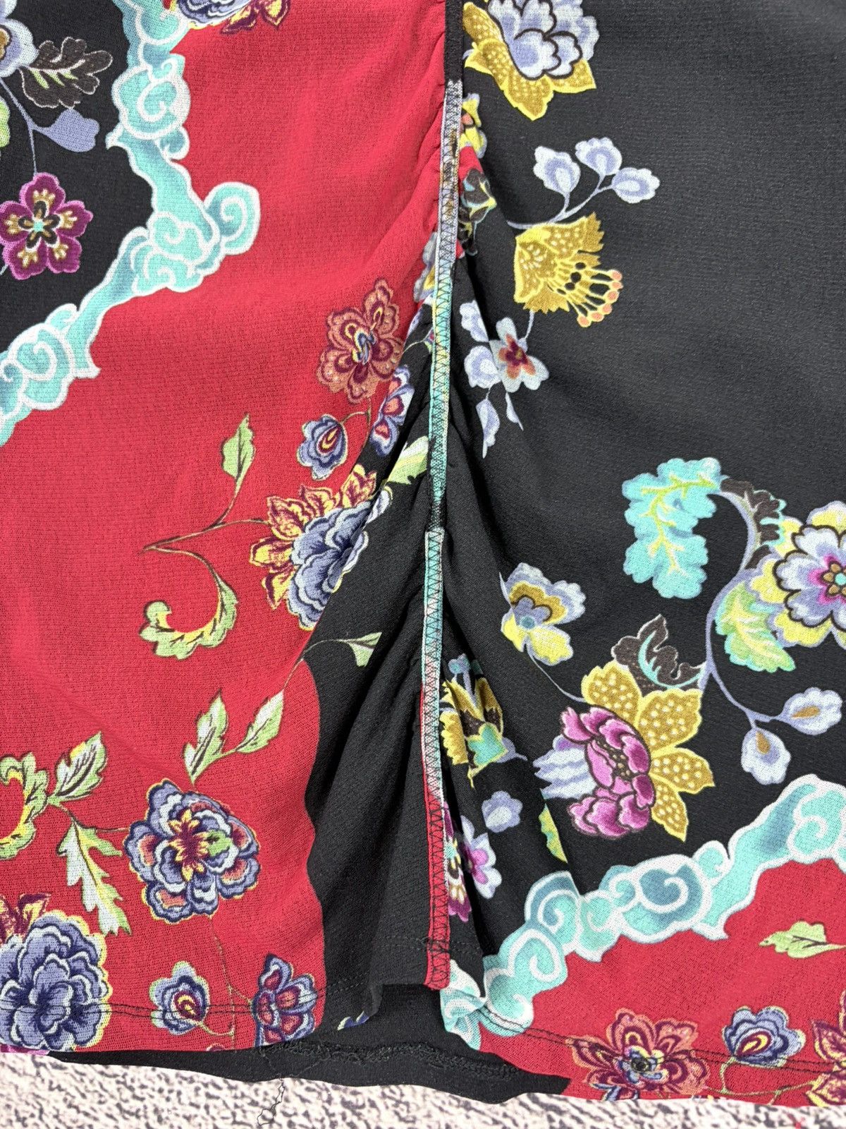 Japanese Brand Vintage Y2K Asymmetric Ruched Floral Mesh Top Japan Size L / US 10 / IT 46 - 4 Thumbnail