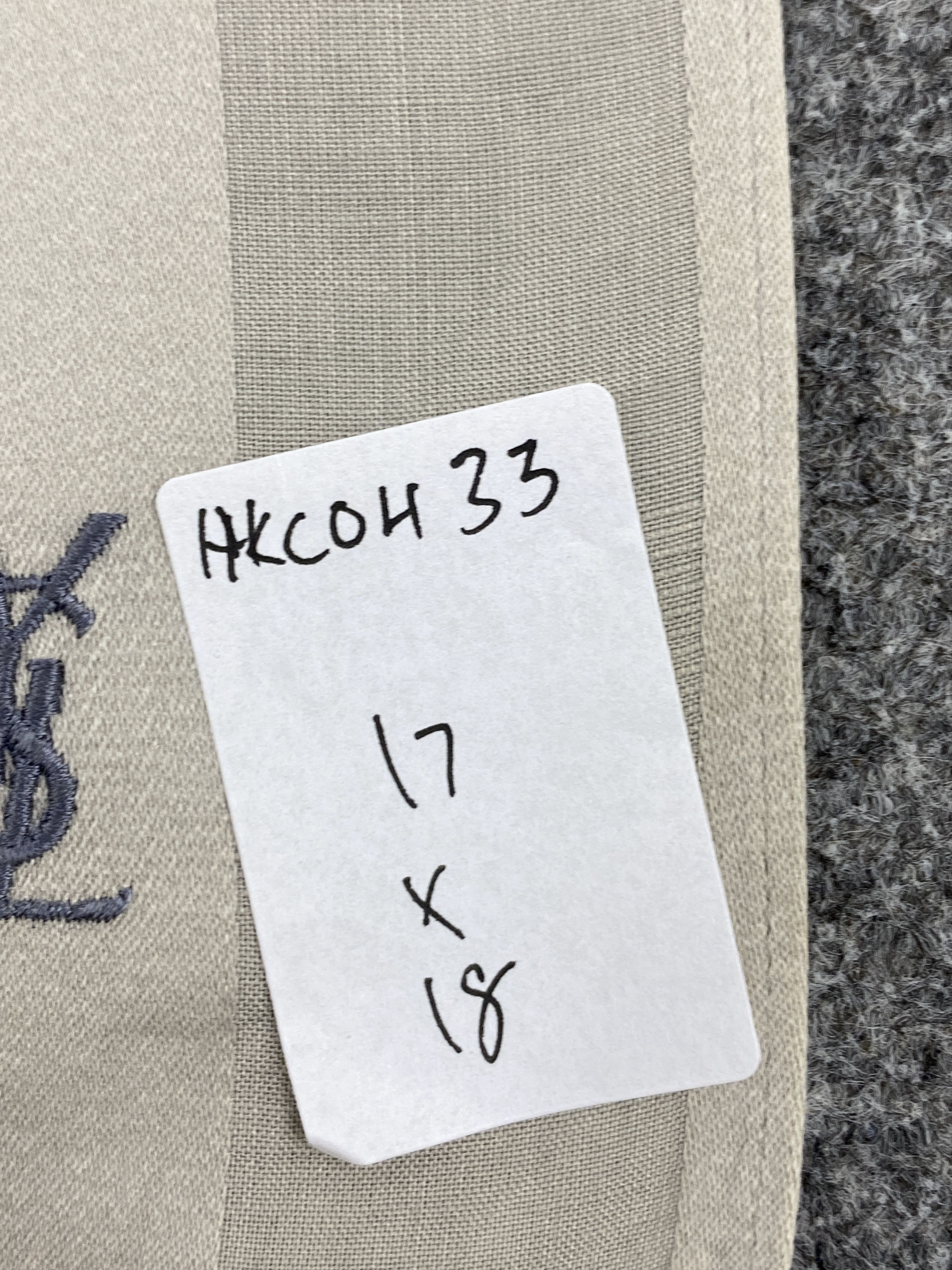 Vintage Yves Saint Laurent Handkerchief / Neckerchief HKC0433 Size ONE SIZE - 7 Thumbnail