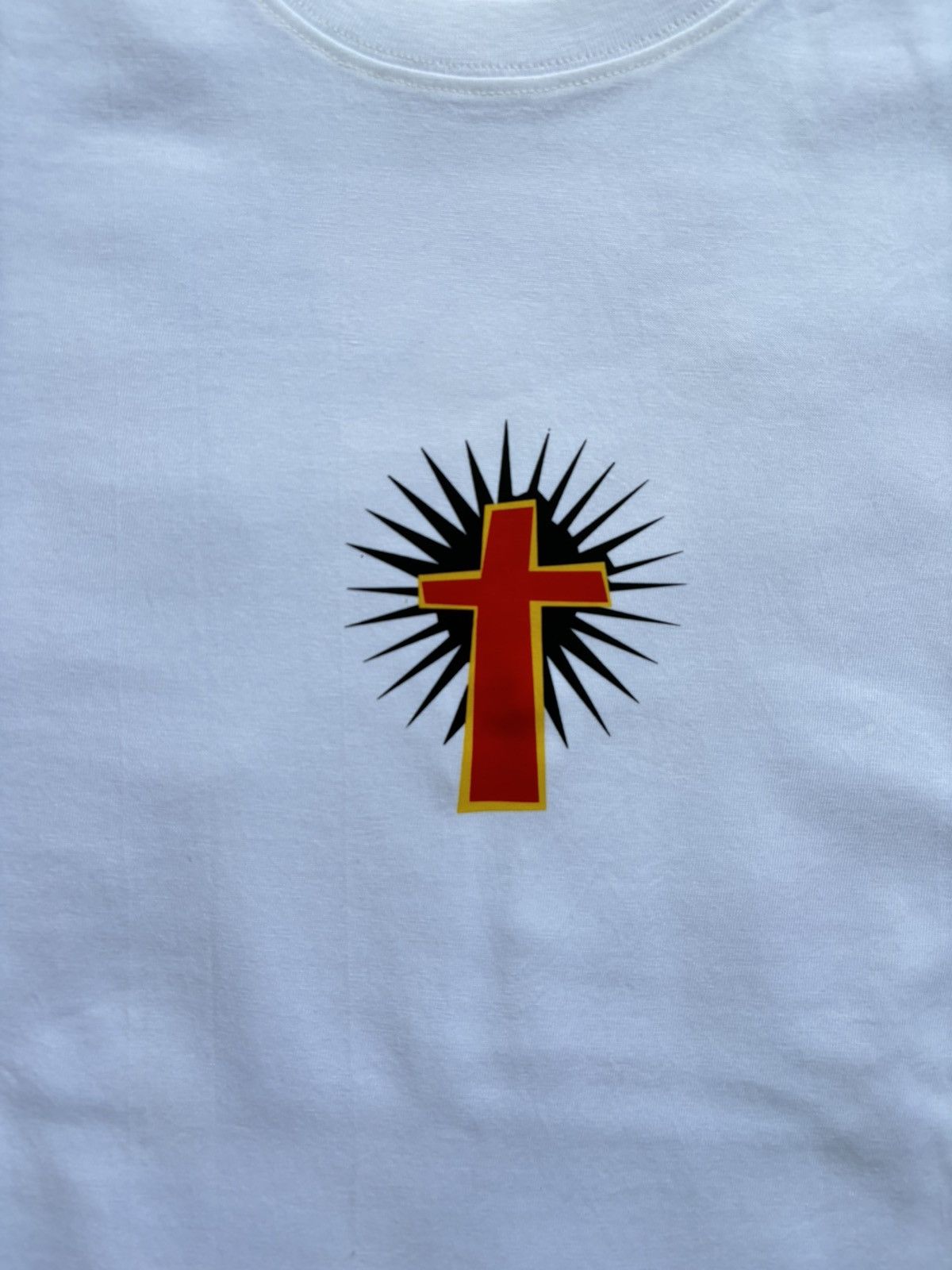 Vintage Vintage red cross Jesus Christian heavyweight white tee Size US M / EU 48-50 / 2 - 6 Thumbnail