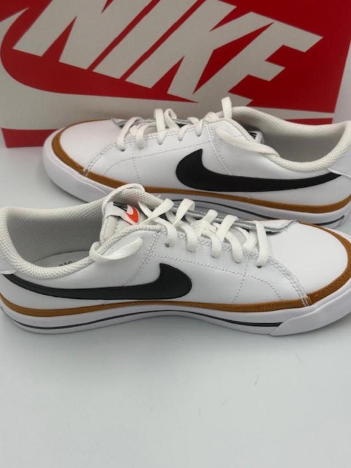 Nike Nike Court Legacy 2 Retro White Black Sneakers Size 6Y Size US 6 / EU 39 - 6 Thumbnail