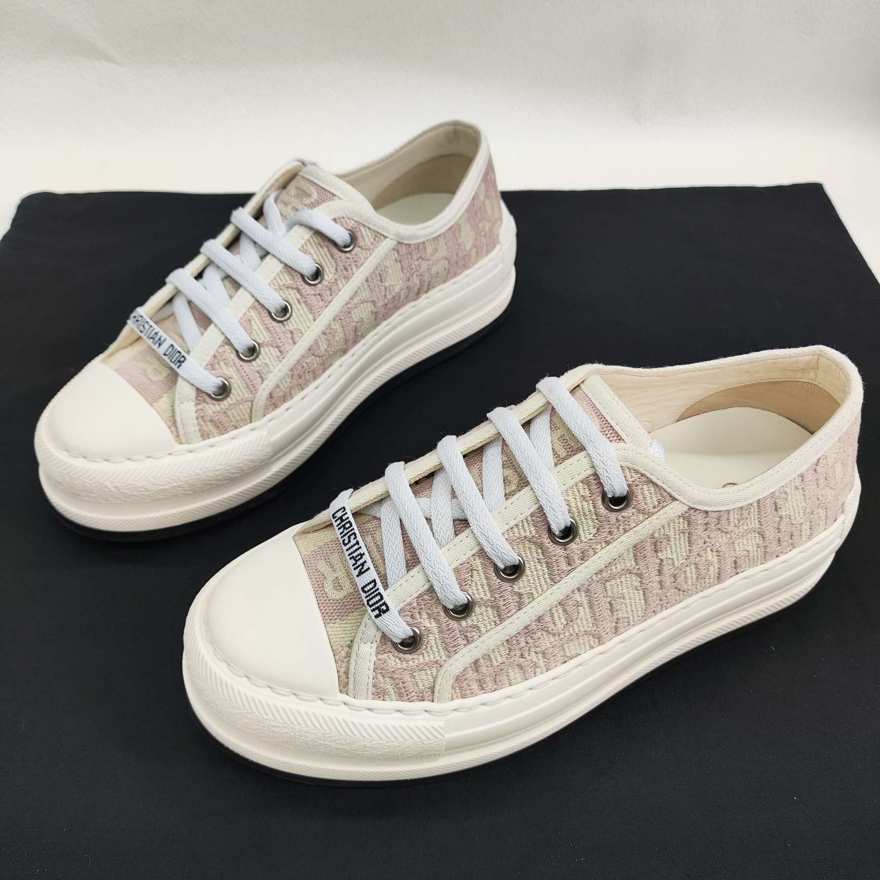 Dior Dior Pink Lowtop Sneakers us_5 Women Size US 5 / IT 35 - 1 Thumbnail