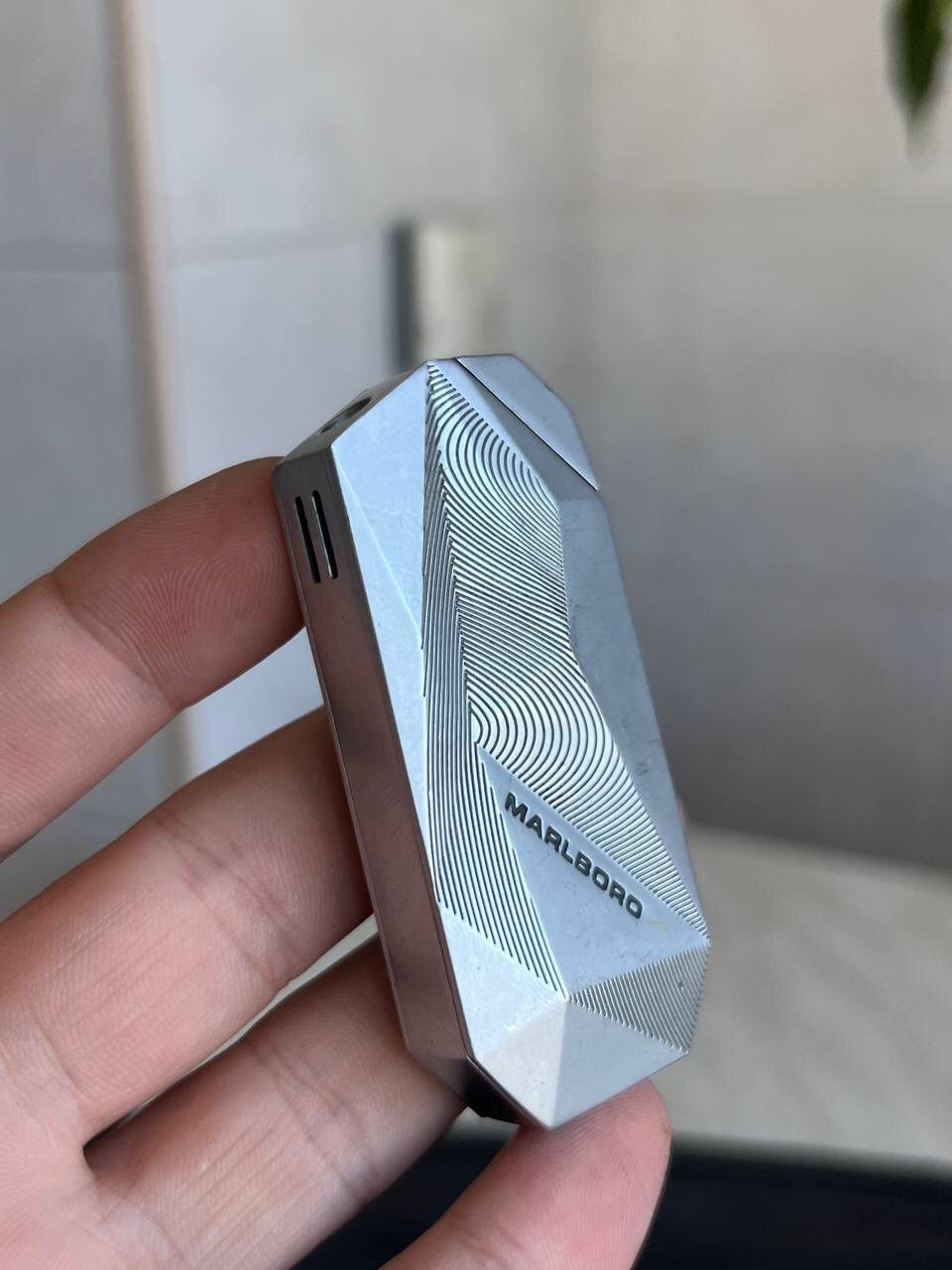 Marlboro Y2K ELEGANCE MARLBORO GEOMETRIC METAL PUNK ROCK LIGHTER Size ONE SIZE - 2 Thumbnail