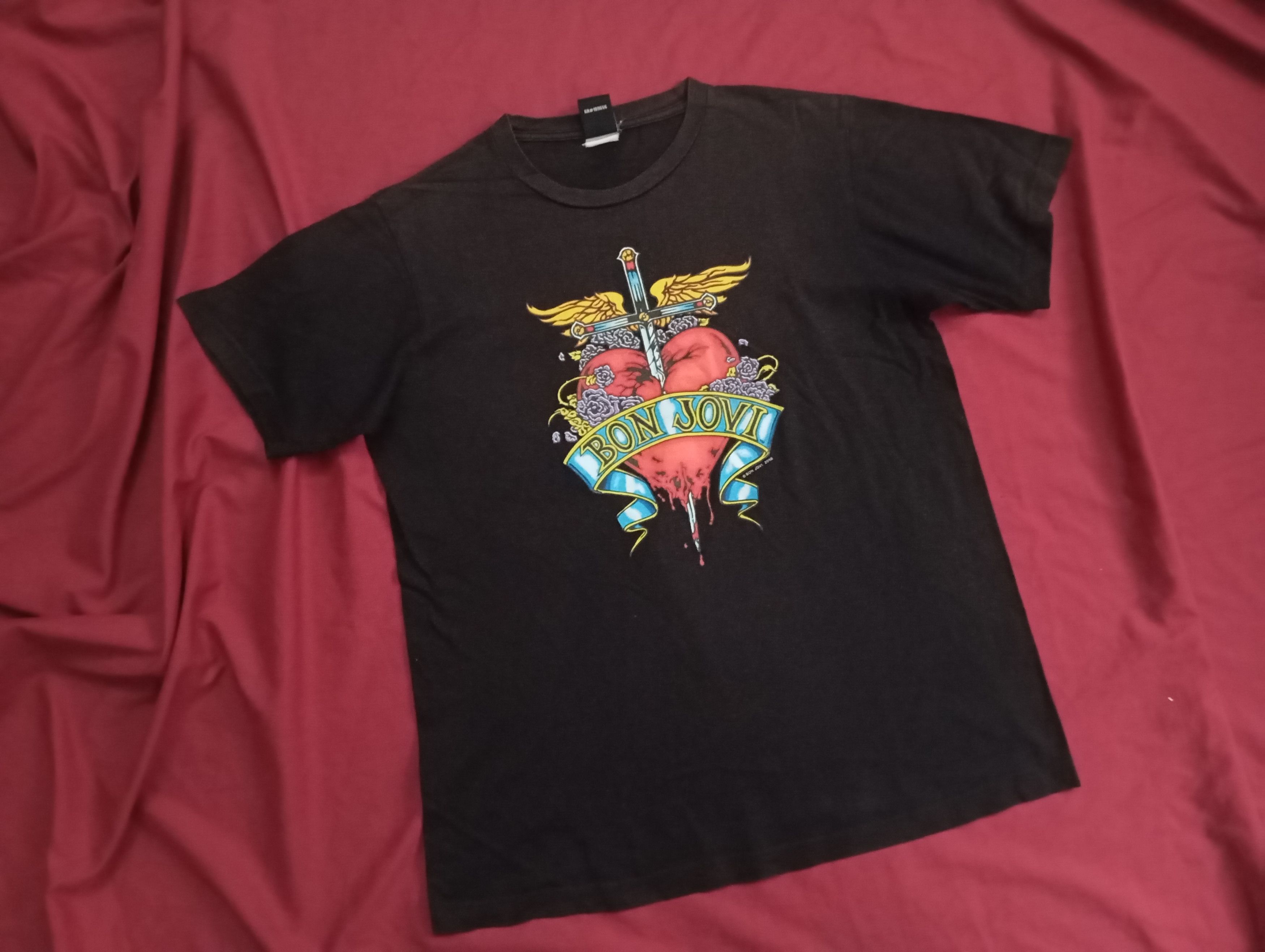 Vintage Vtg y2k 2000s Bon Jovi 2008 tshirt rock 🎸🎶 Size US M / EU 48-50 / 2 - 2 Thumbnail