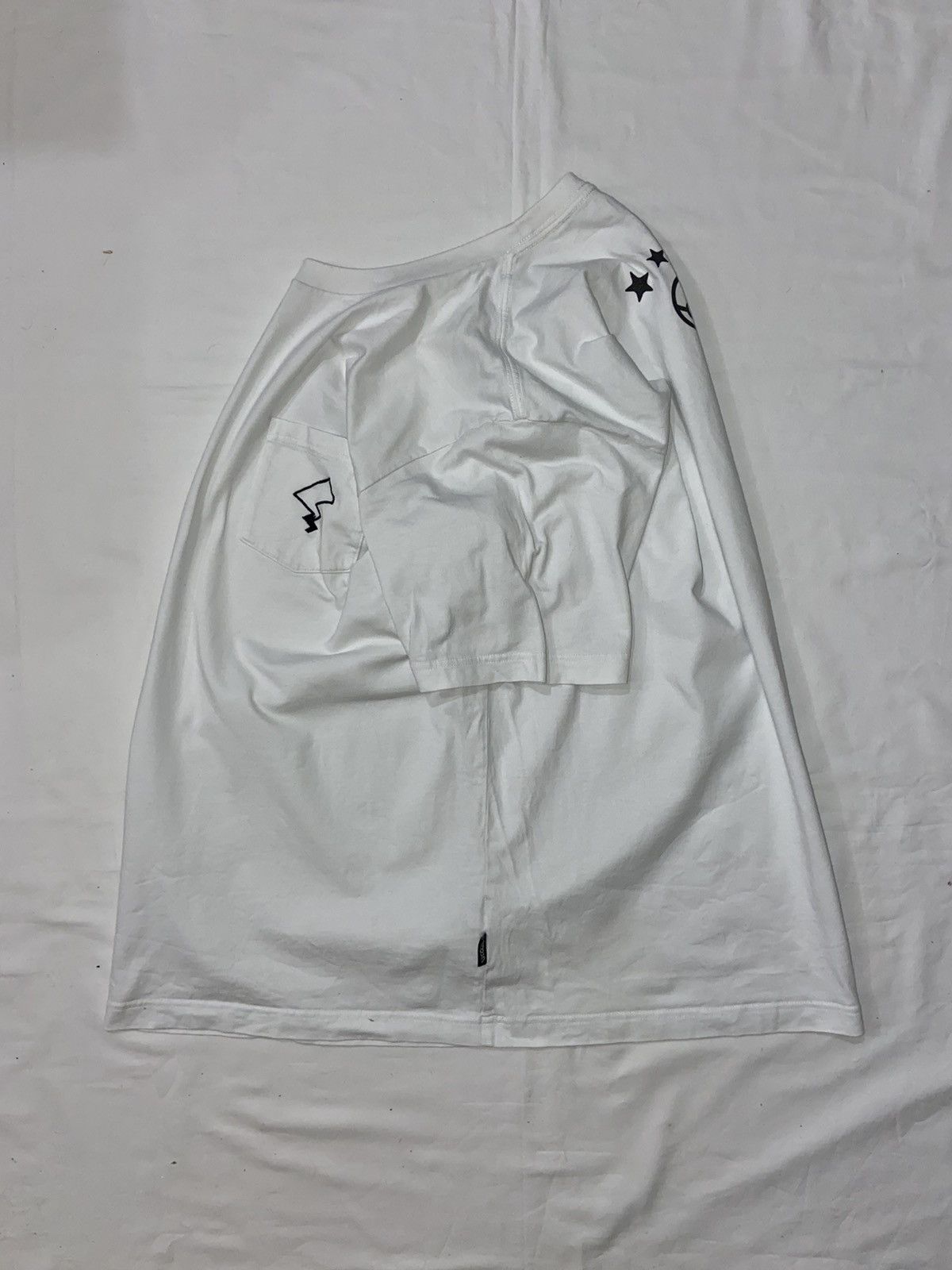 Anime × Pokemon × Uniqlo Uniqlo × Pokemon Pikachu Pocket White Y2K Tee T Shirt Size US XL / EU 56 / 4 - 2 Thumbnail