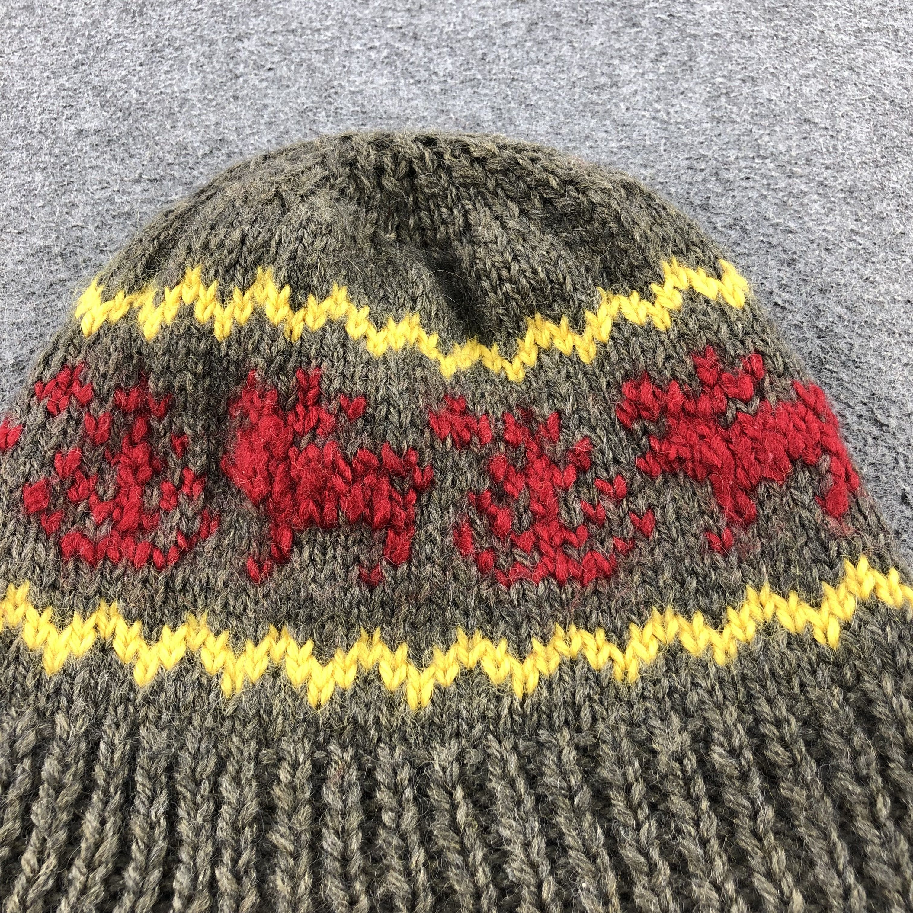 Vintage Unknown Reindeer Design Beanie Snowcap Snow Hat B88 Size ONE SIZE - 2 Thumbnail