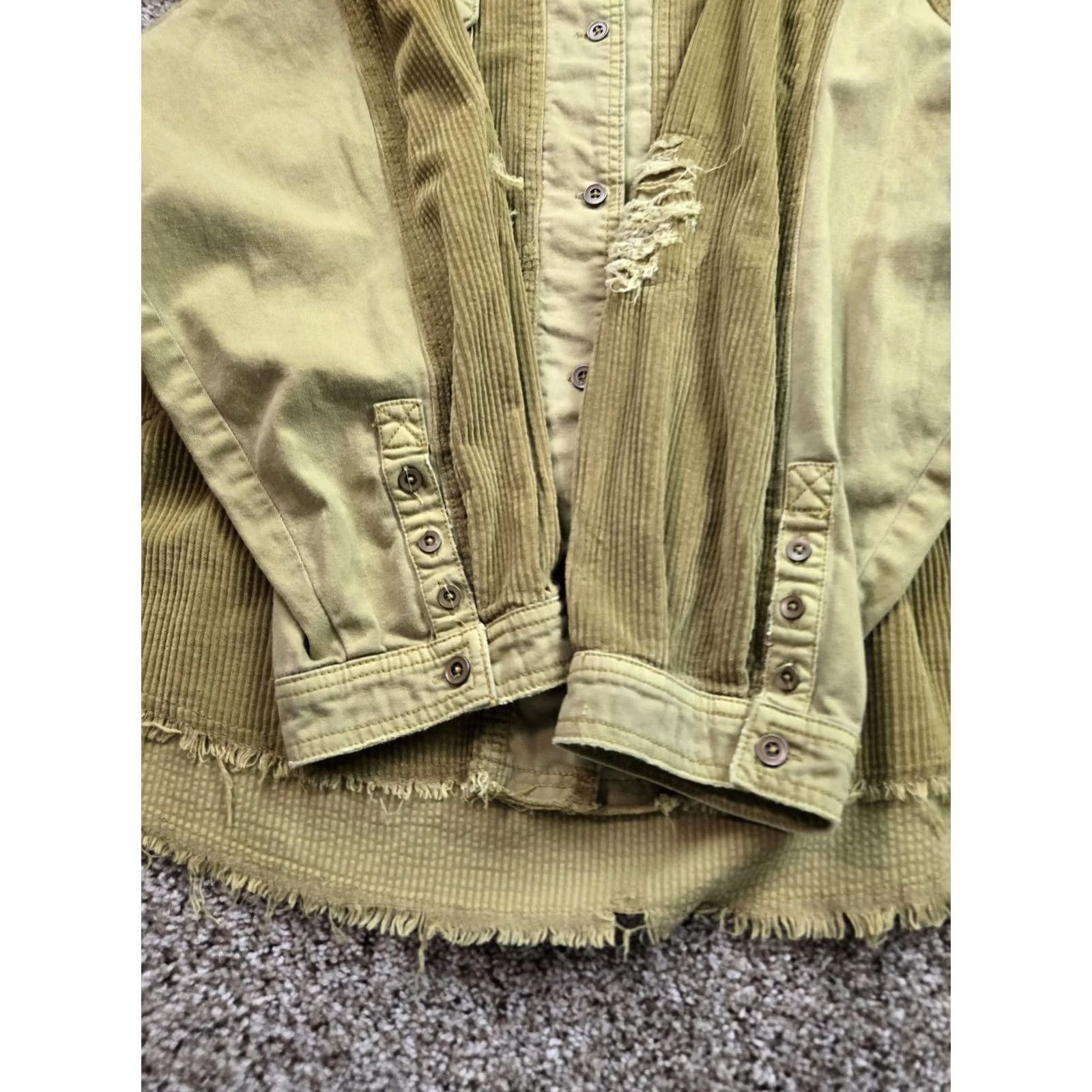 Vintage We The Free Corduroy Shirt Jacket Womens Large Green Button Up Long Sleeve Size M / US 6-8 / IT 42-44 - 3 Thumbnail