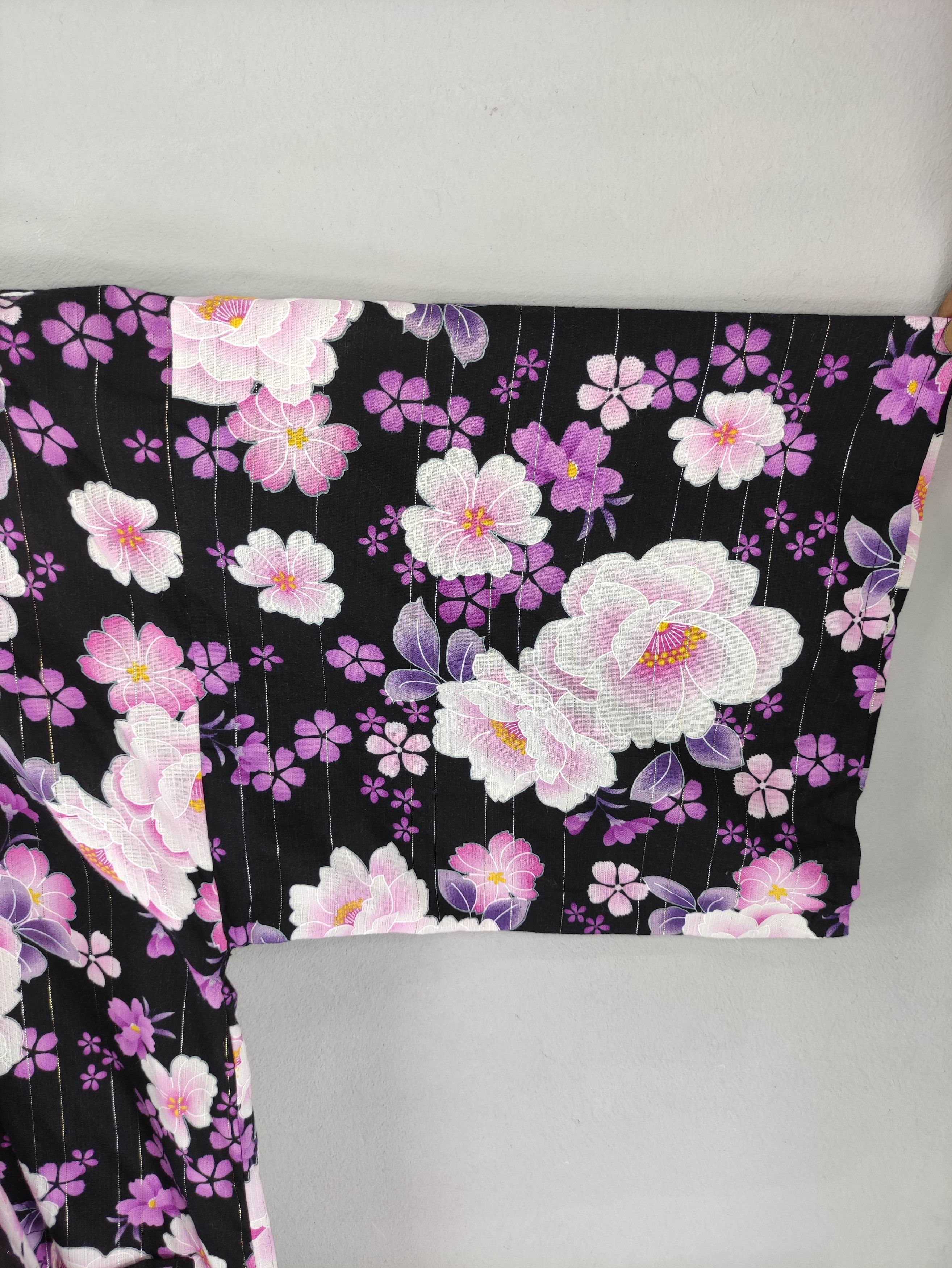 Japanese Brand Vintage Japanese Kimono Flower pattern Size US M / EU 48-50 / 2 - 3 Thumbnail