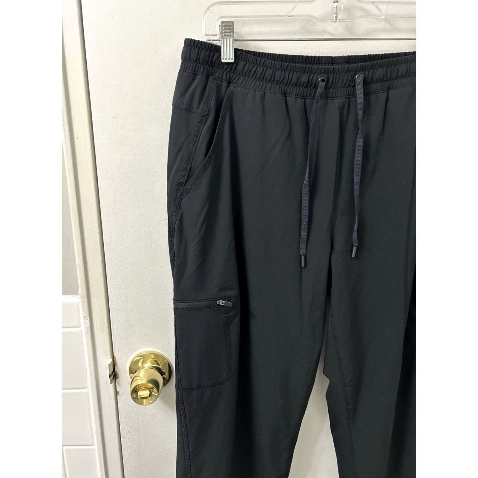 Eddie Bauer VINTAGE Eddie Bauer First Ascent Fleece Lined Joggers Womens 12x30 Black Cargo Pants Size 34" / US 12 / IT 48 - 4 Thumbnail