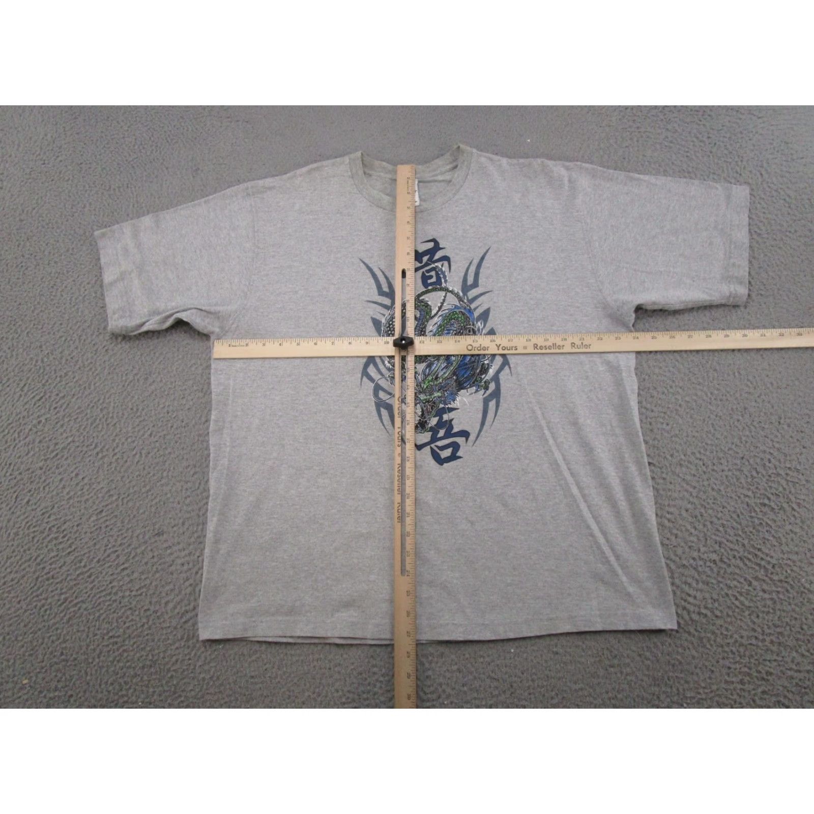 Vintage VINTAGE Phys.Sci. Mens Shirt Gray Graphic Raised Chinese Dragon Crew Neck Short Sleeve L Skater Grunge 2000s Size US L / EU 52-54 / 3 - 5 Thumbnail
