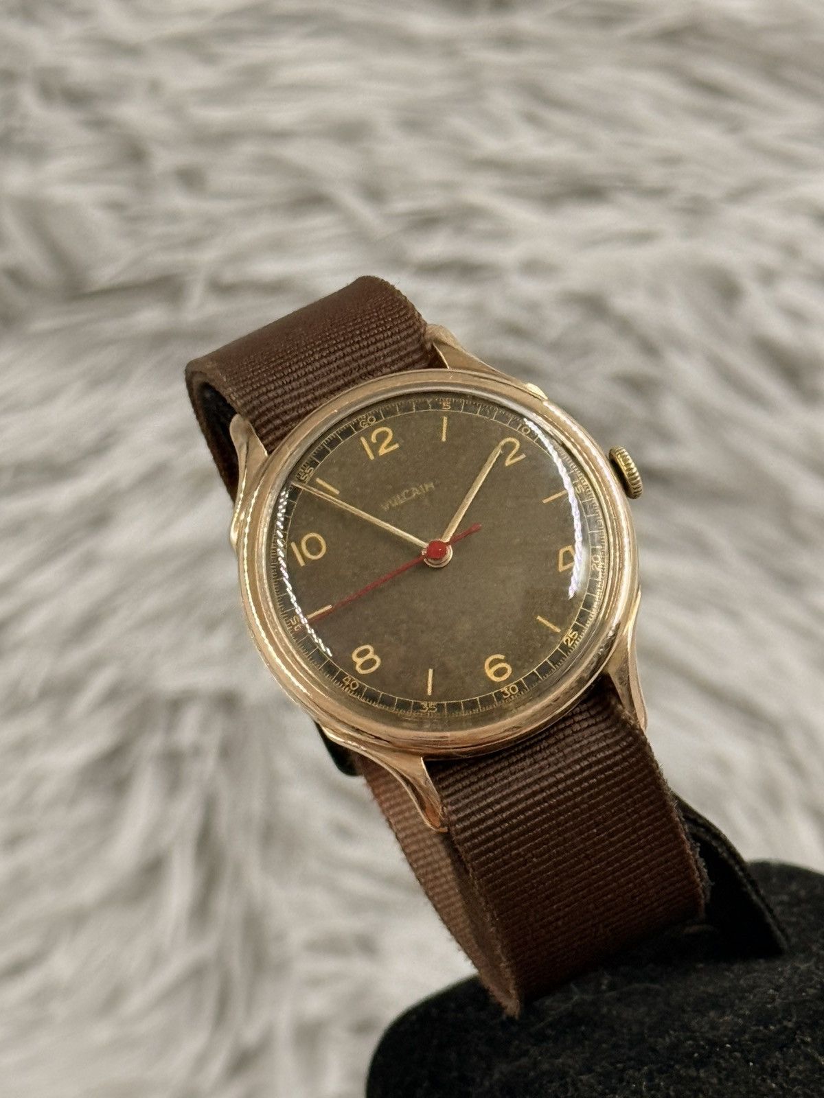 Vintage Rare Vintage 1970’s VULCAIN Military Manual Watch 9CT. Gold Size ONE SIZE - 8 Thumbnail
