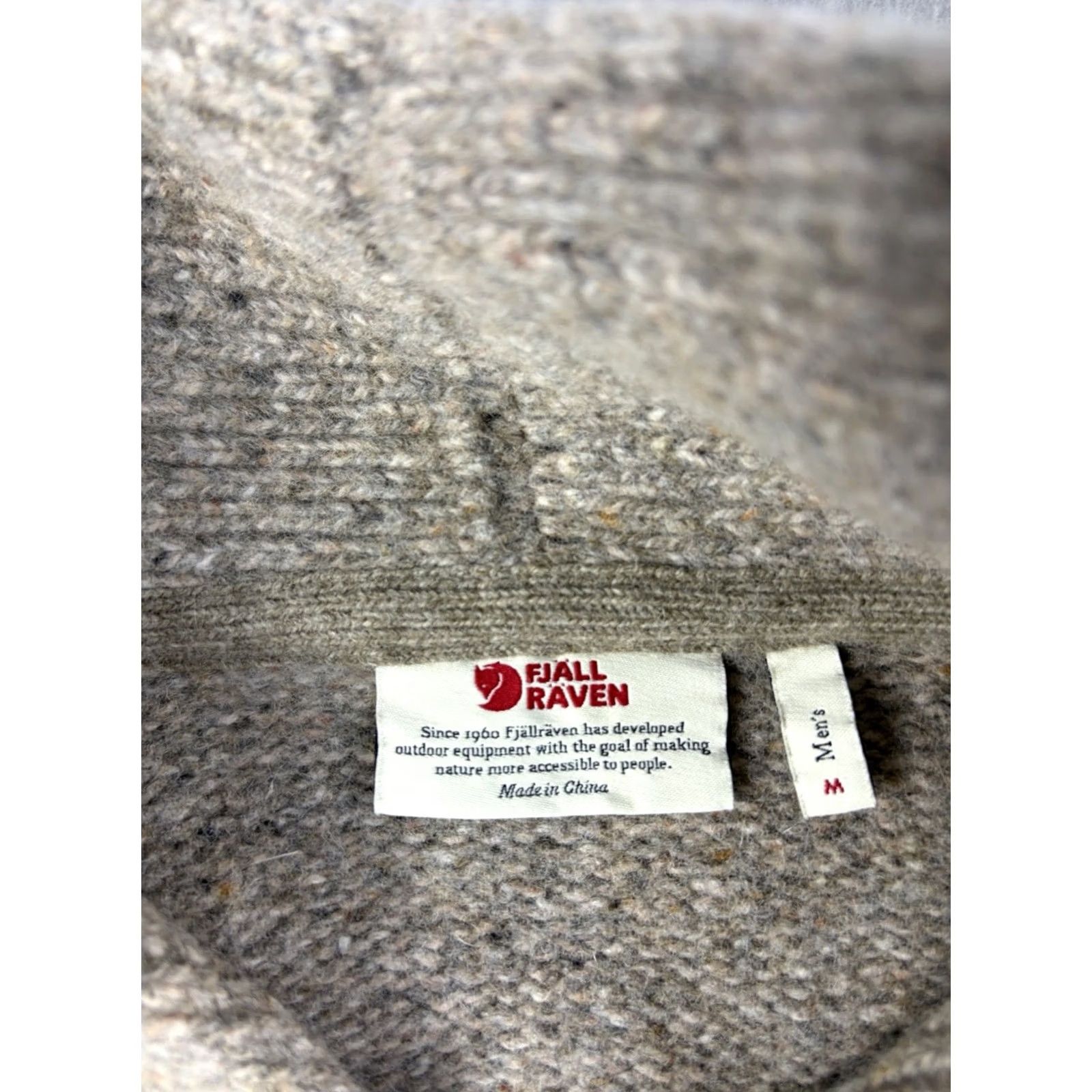 Vintage Fjallraven Lada Shawl Collar Sweater Mens Size Medium Wool Pullover Beige Logo Knit Round Neck Size US M / EU 48-50 / 2 - 4 Thumbnail