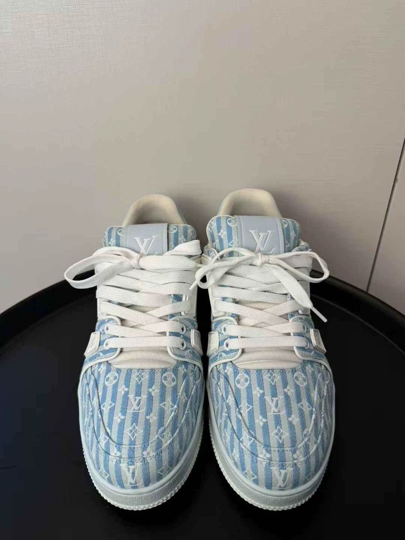 Louis Vuitton Louis Vuitton White and blue striped full-print sneakers Size US 9.5 / EU 42-43 - 3 Thumbnail