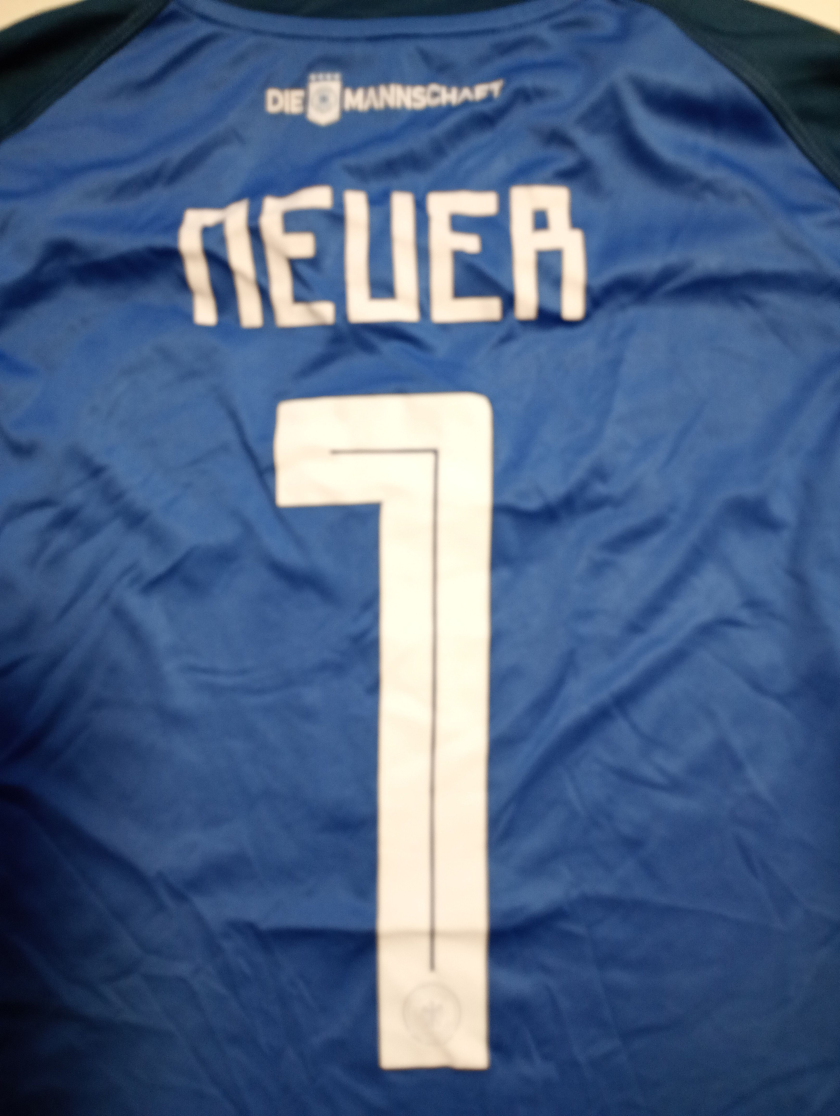 Adidas Adidas Germany Jersey 1 Neuer 2018-2019 Junior size XL Size US S / EU 44-46 / 1 - 13 Thumbnail