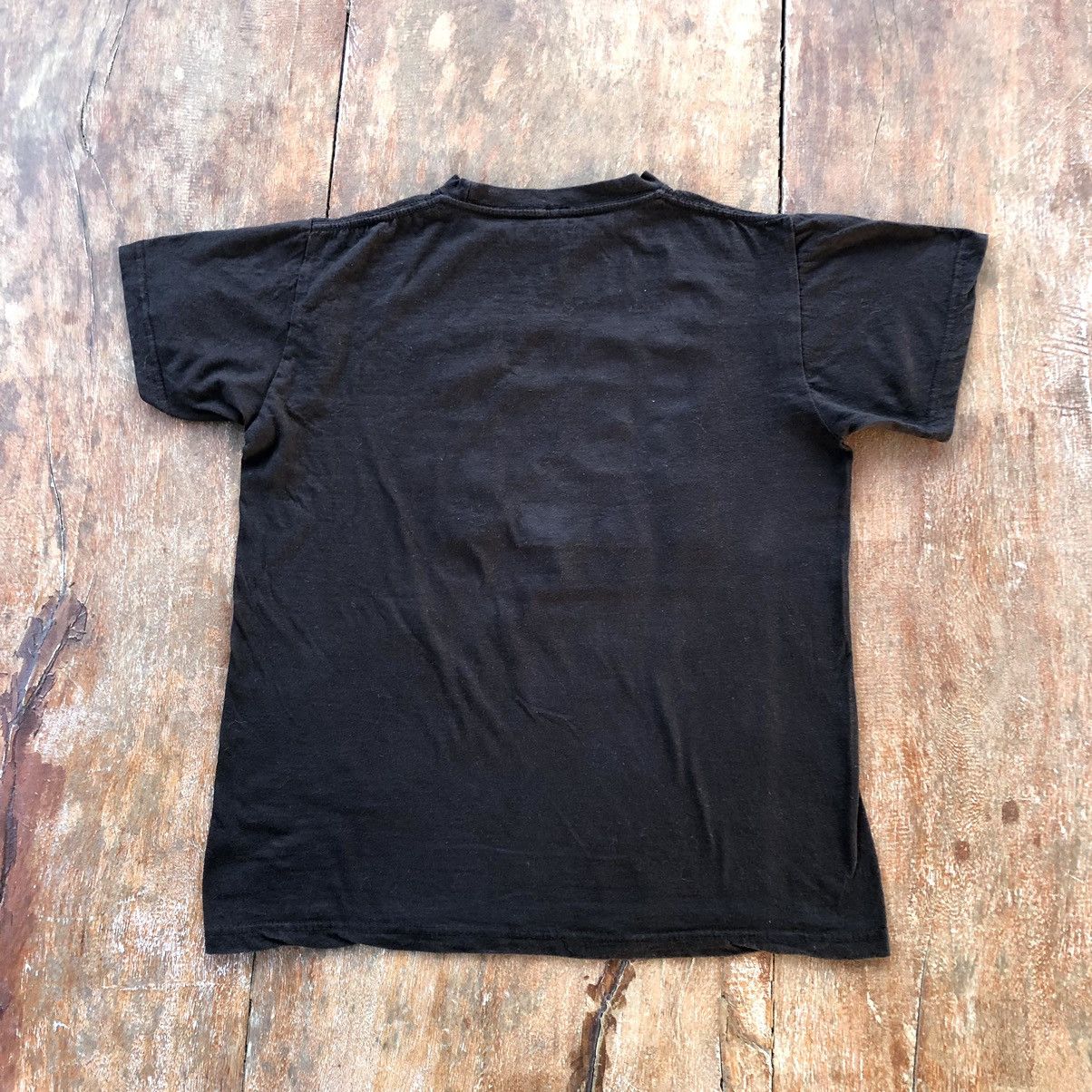 Band Tees Vintage weezer Hip Hip Tour T Shirt Size US S / EU 44-46 / 1 - 3 Thumbnail