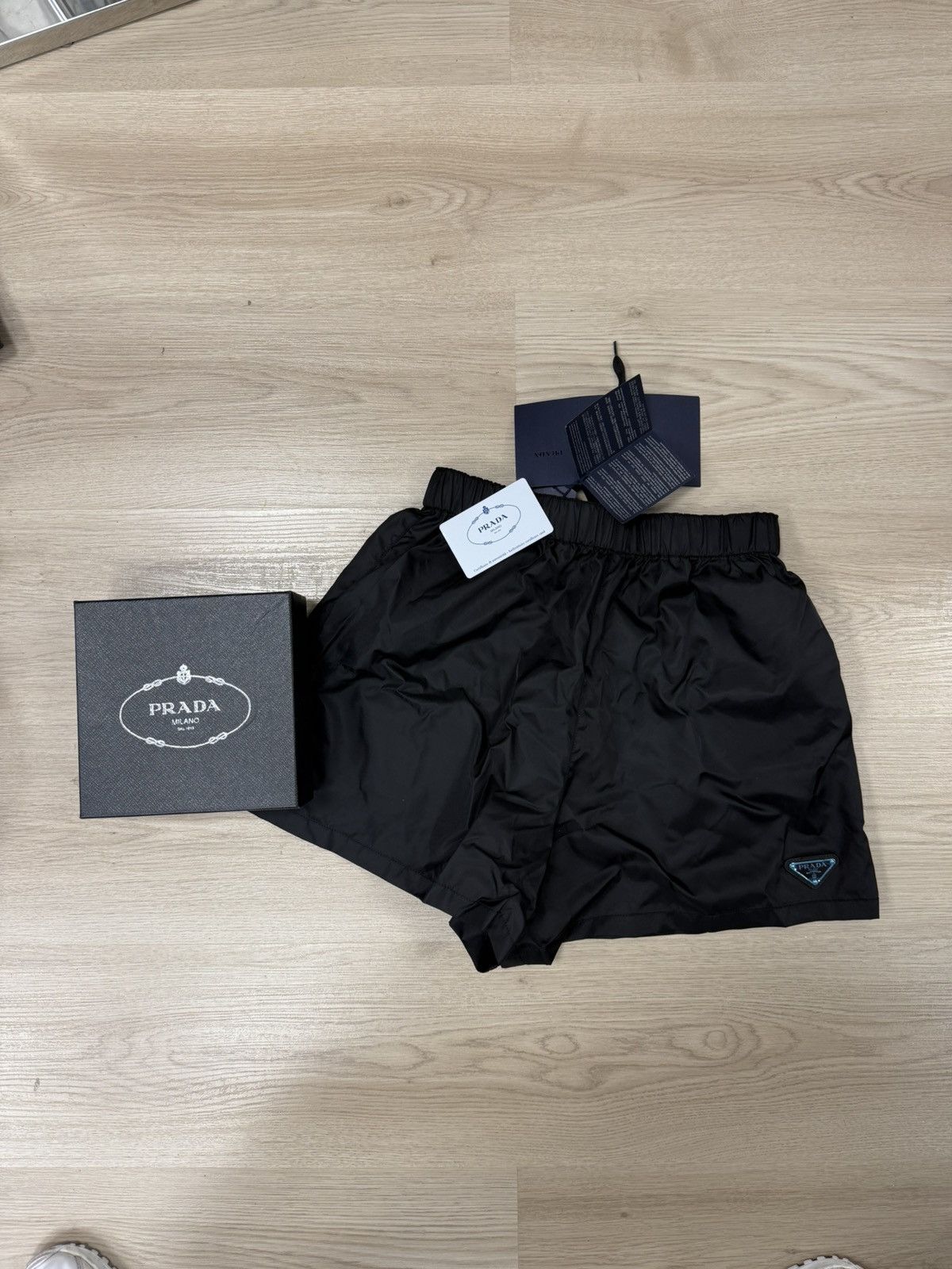 Prada Prada short nylon new Size 26" / US 2 / IT 38 - 1 Thumbnail