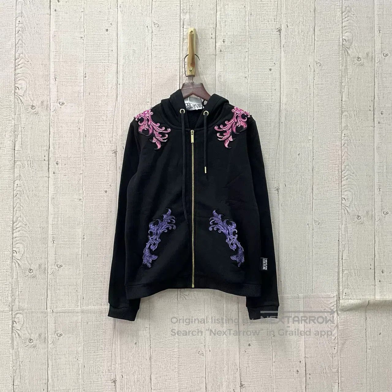 Versace VERSACE Floral Zip Hoodie. Size XS / US 0-2 / IT 36-38 - 1 Thumbnail