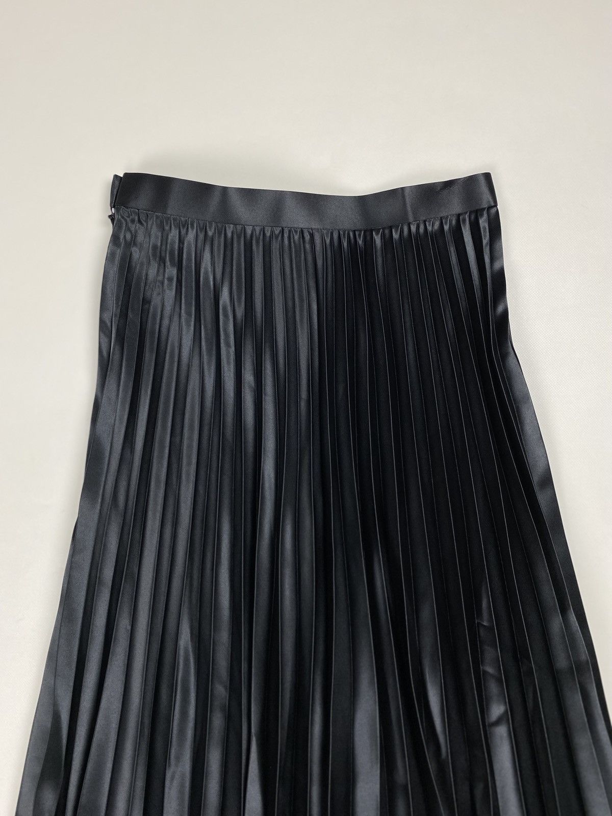 Comme des Garcons BNWT! Junya Watanabe Comme Des Garçons Ladies Pleated Skirt Size 25" / US 0 / IT 36 - 19 Thumbnail
