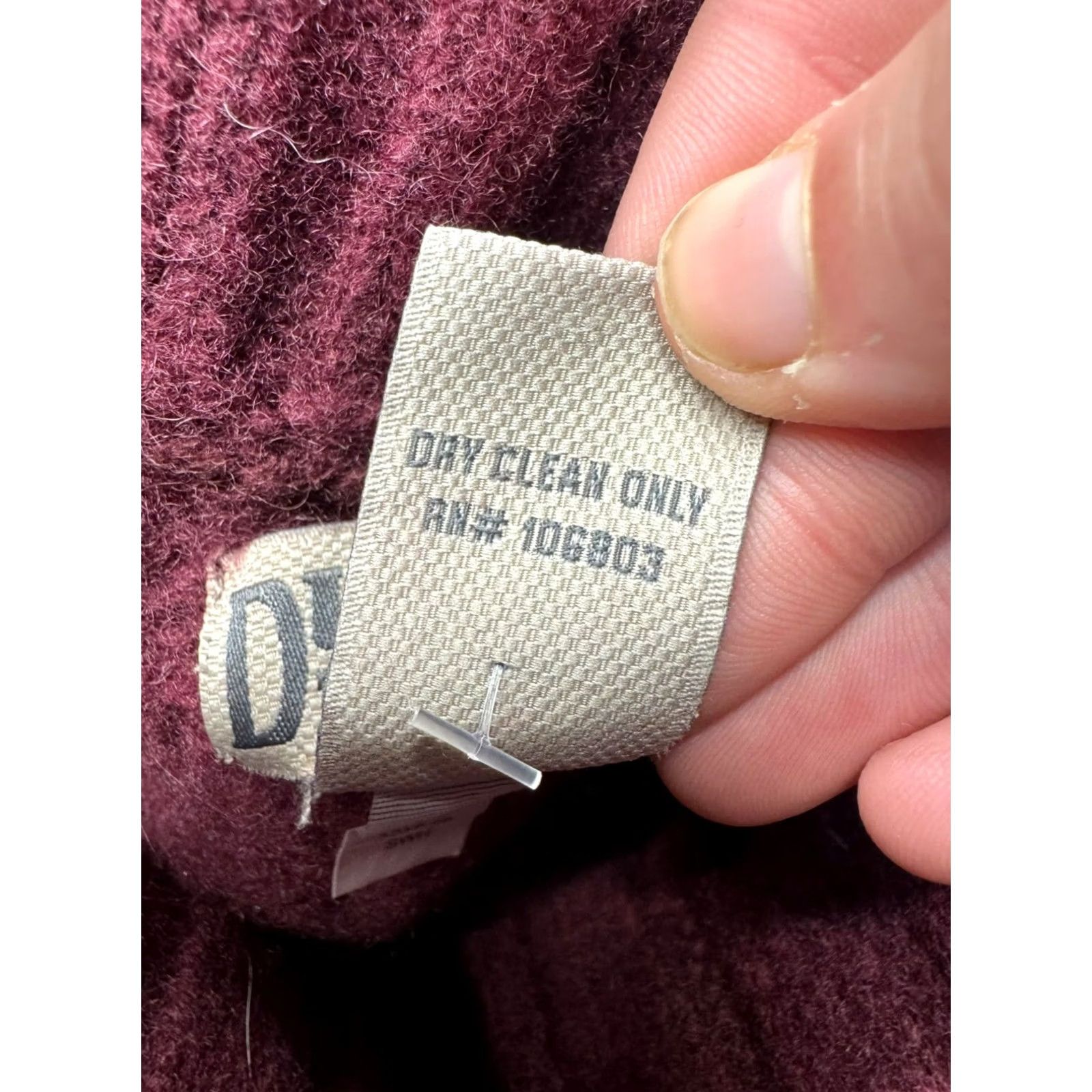 Duluth Trading Company VINTAGE Women’s Duluth Trading Co Turtleneck Sweater XL Maroon Wool, Cashmere, Nylon Pullover Crew Neck/ Cable Knit Womens Size XL / US 12-14 / IT 48-50 - 4 Thumbnail