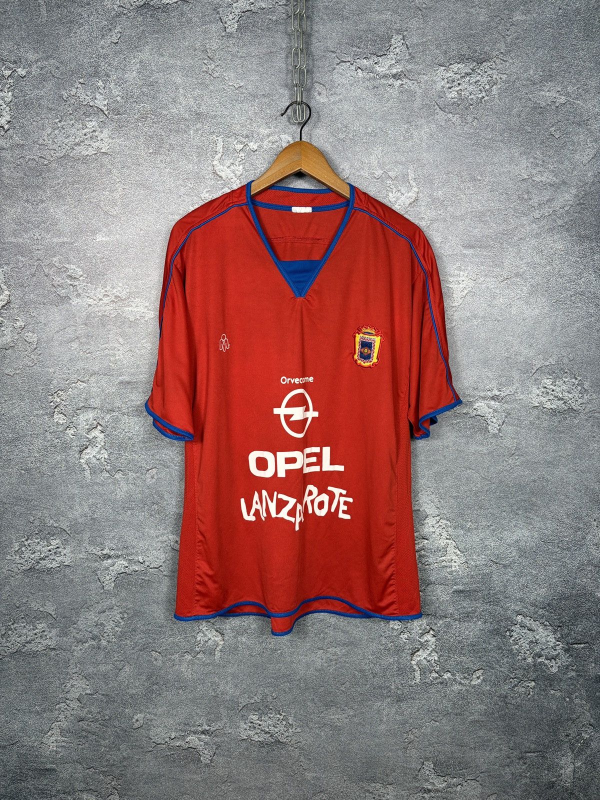 Vintage Vintage Lanzarote 2005/06 Home Football T-shirt Size US XL / EU 56 / 4 - 1 Thumbnail