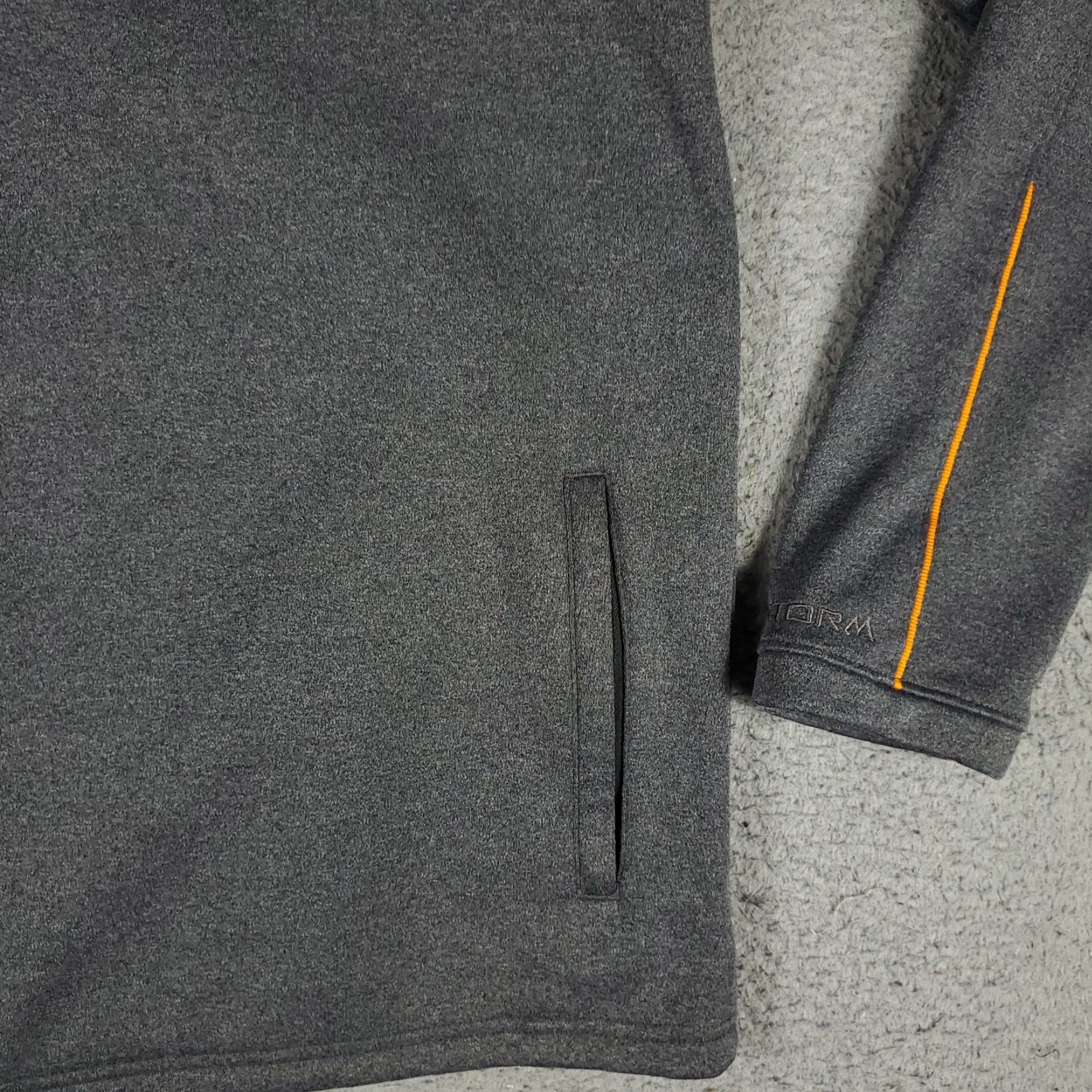 Under Armour Under Armour Sweater Mens Size Medium Gray 1/4 Zip Up Pullover Sweatshirt Shirt Size US M / EU 48-50 / 2 - 4 Thumbnail