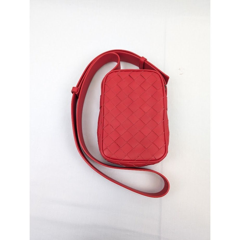 Bottega Veneta o1rshd1 Size: OS / Intrecciao Phone Case in Red Stone Size ONE SIZE - 1 Thumbnail