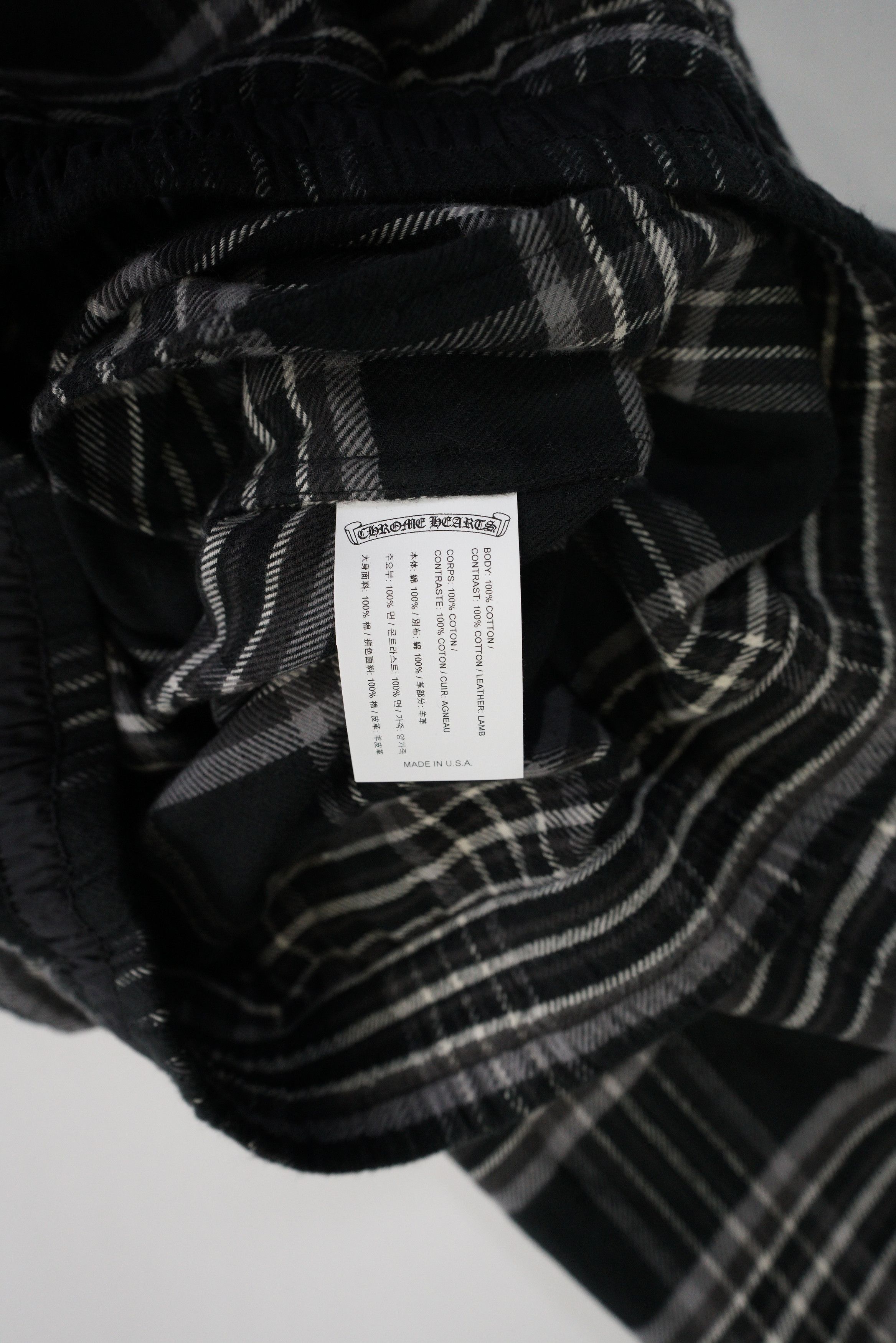 Chrome Hearts Chrome Hearts After School Cross Patch Flannel Shorts Size US 35 - 12 Thumbnail
