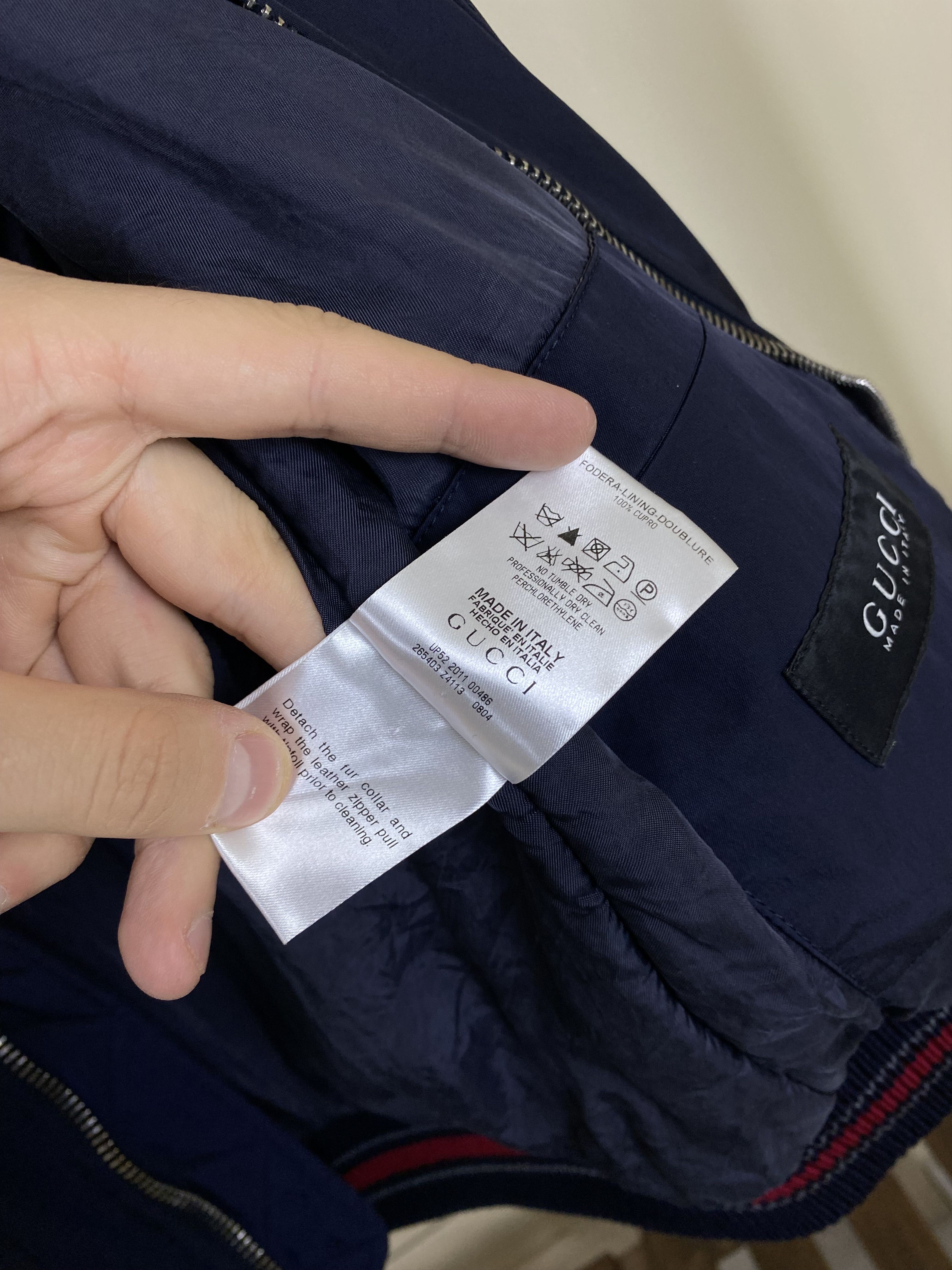 Gucci Rare vintage Gucci navy blue polyamide nylon bomber jacket Size US M / EU 48-50 / 2 - 9 Thumbnail