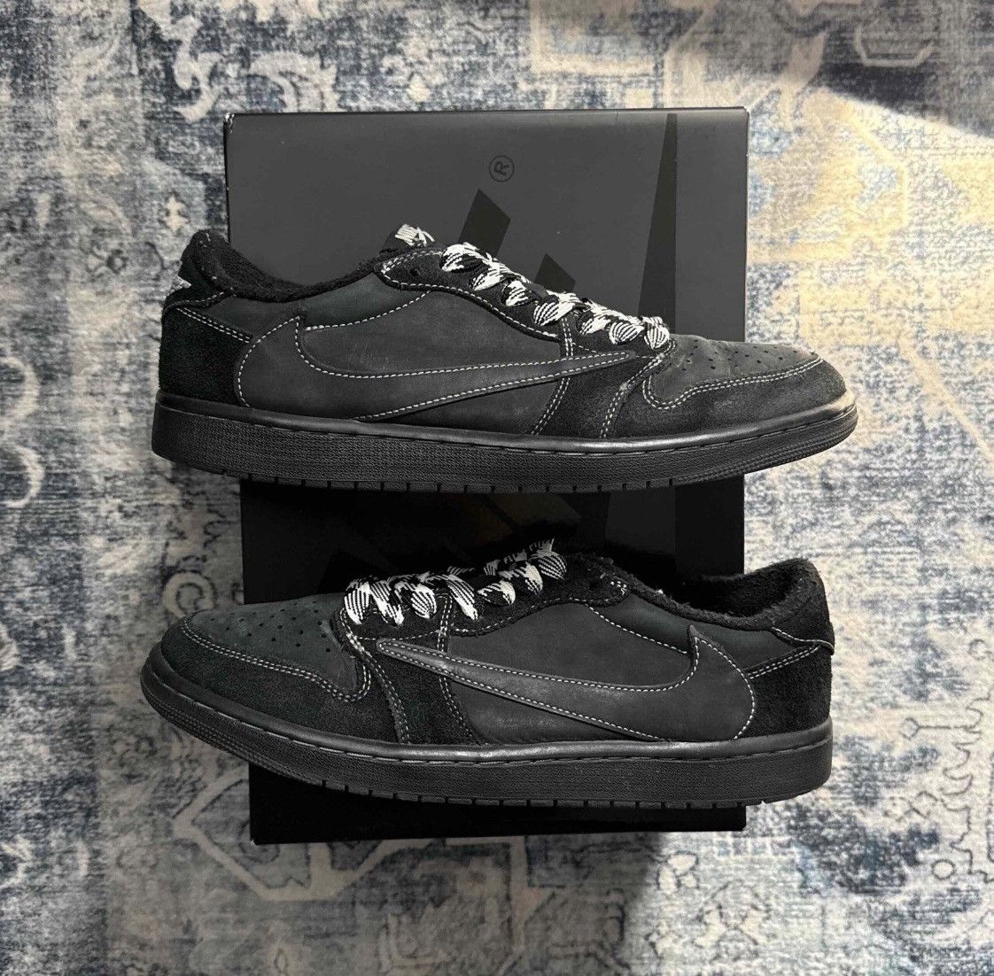 Size 10.5 - Jordan 1 Retro Low x Travis Scott Black Phantom