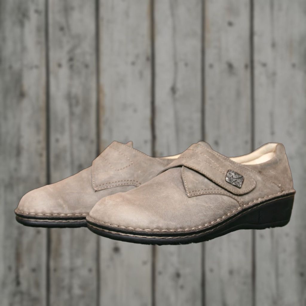 Vintage Finn Comfort Aurora Taupe Leather "Easy Strap" Loafers UK 5.5 Women Taupe Leather W Loafer Vintage? (if applicable) Size US 6 / IT 36 - 1 Thumbnail