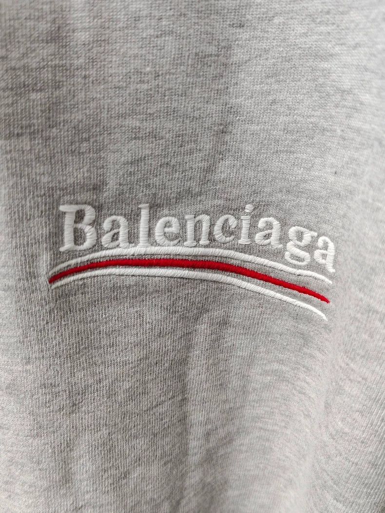 Balenciaga Balenciaga Embroidered cola fake two-piece long-sleeved sw Size US M / EU 48-50 / 2 - 3 Thumbnail