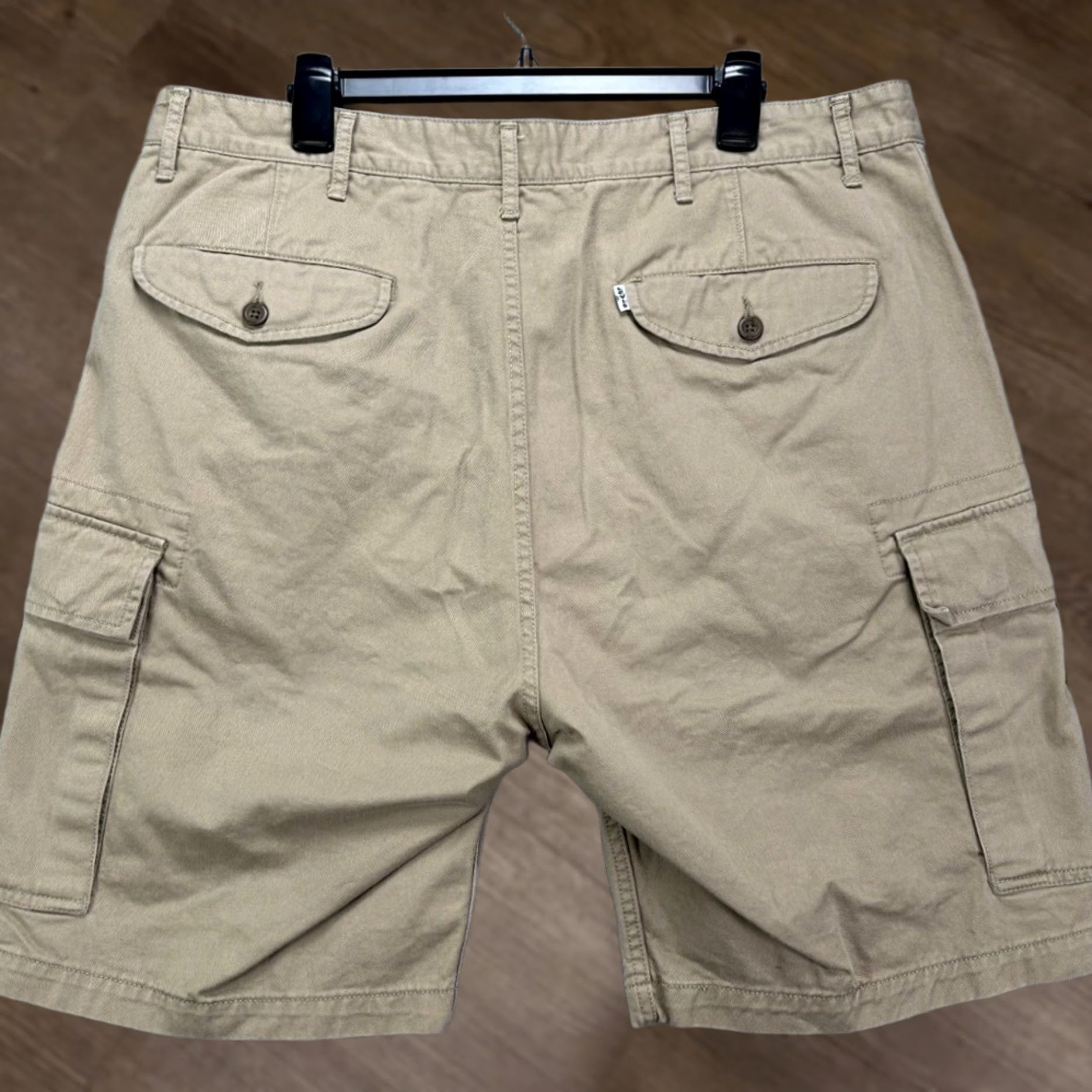 Levi's Levi's Cargo Shorts Men 38 Tan 100% Cotton Flat Front Pockets Outdoor Size US 38 / EU 54 - 1 Thumbnail