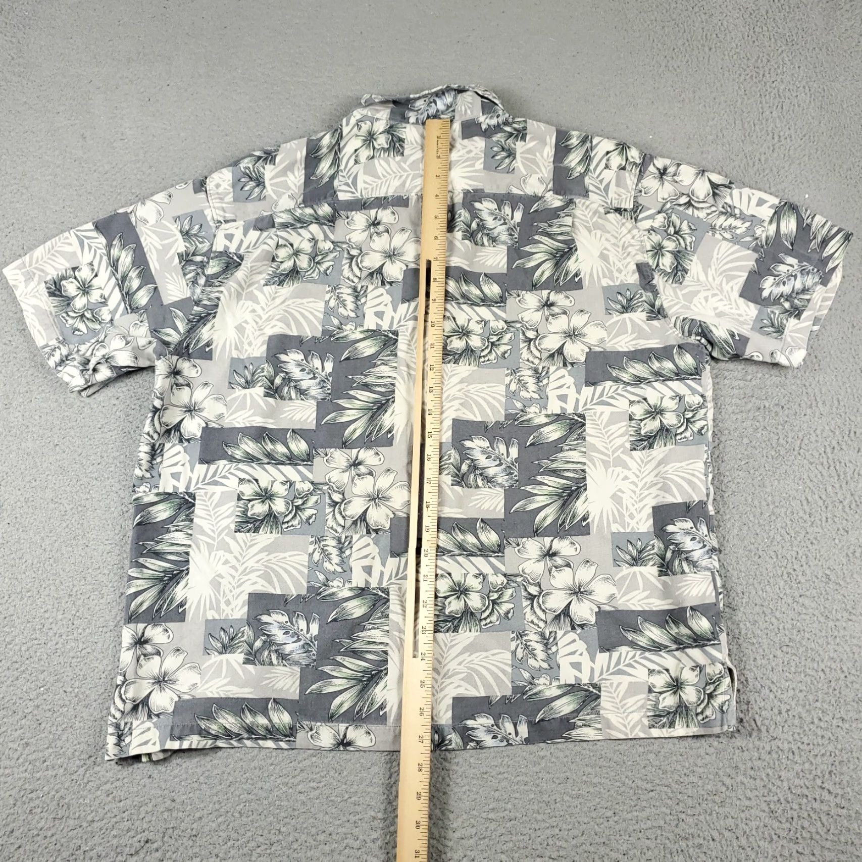 Tommy Bahama Tommy Bahama Shirt Mens XL Gray Hawaiian Floral Button-Up Short Sleeve Size US XL / EU 56 / 4 - 5 Thumbnail