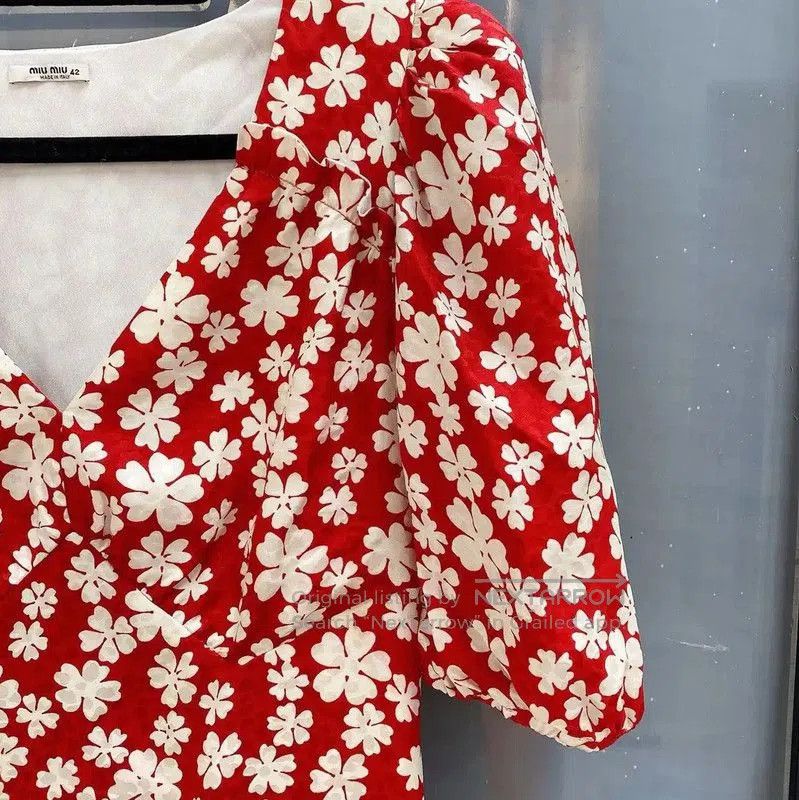 Miu Miu Miu Miu Red Silk Floral Maxi Dress . Size L / US 10 / IT 46 - 4 Thumbnail