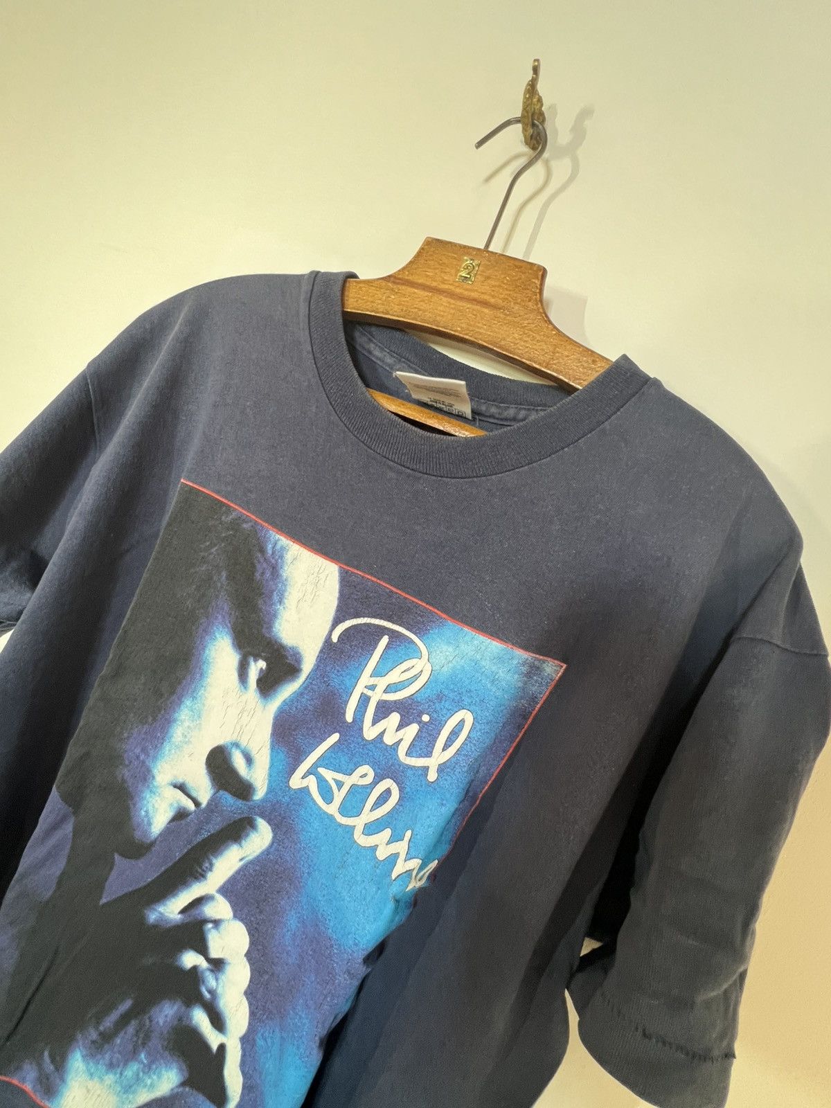 Band Tees rare Phil Collins vintage mid 90s shirt tour Size US XL / EU 56 / 4 - 3 Thumbnail