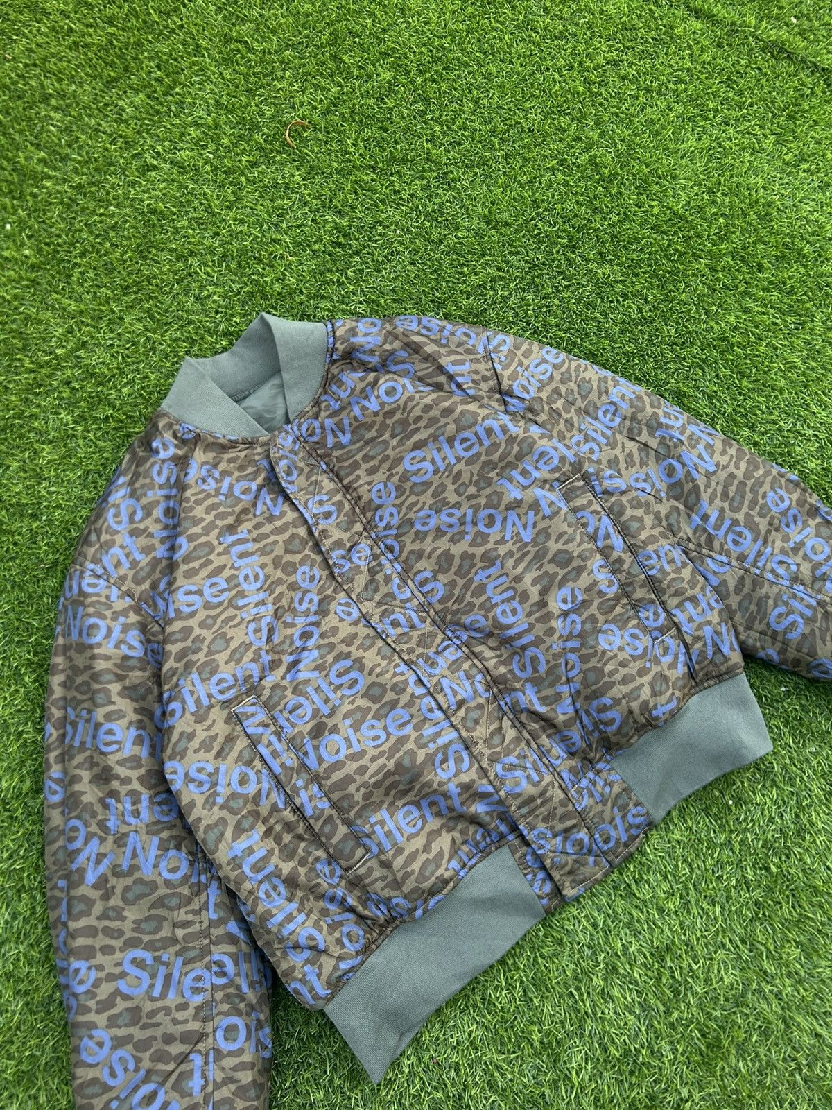GU × Undercover GU x Undercover Reversible MA-1 Bomber Jacket "Silent Noise" Size US M / EU 48-50 / 2 - 8 Thumbnail