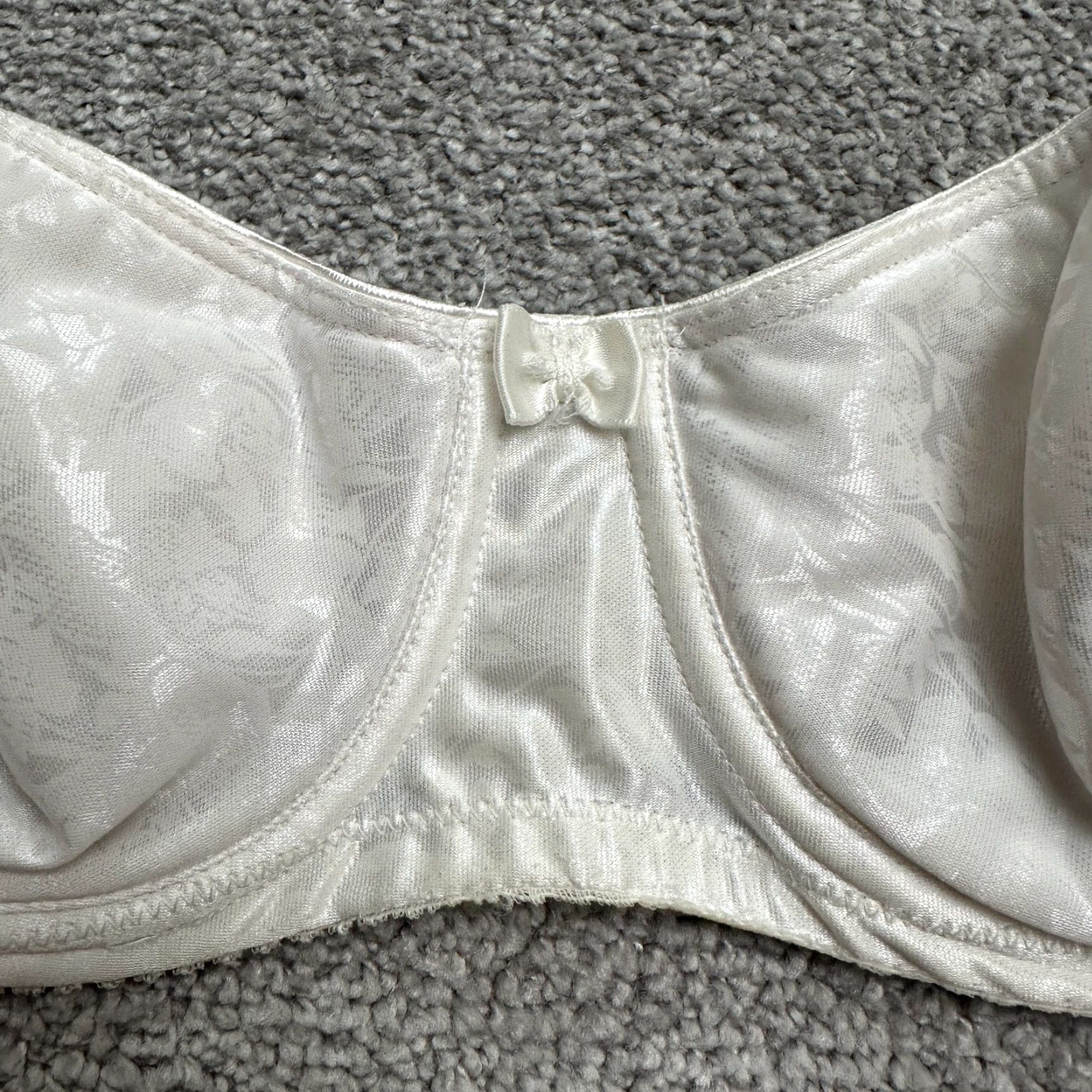 Vintage Unbranded Bandeau Strapless Underwired Bra Women 34B White Unpadded Bow Hook&Eye Size ONE SIZE - 4 Thumbnail