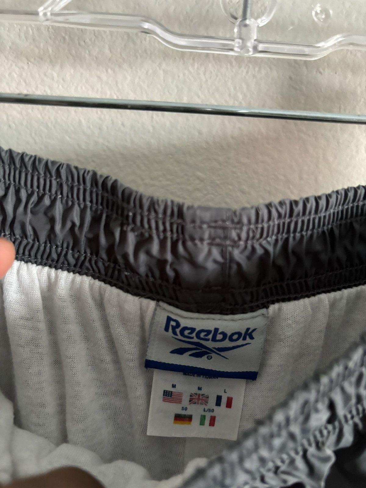 Reebok VINTAGE REEBOK GREY TRACKPANTS Size US 29 - 8 Thumbnail