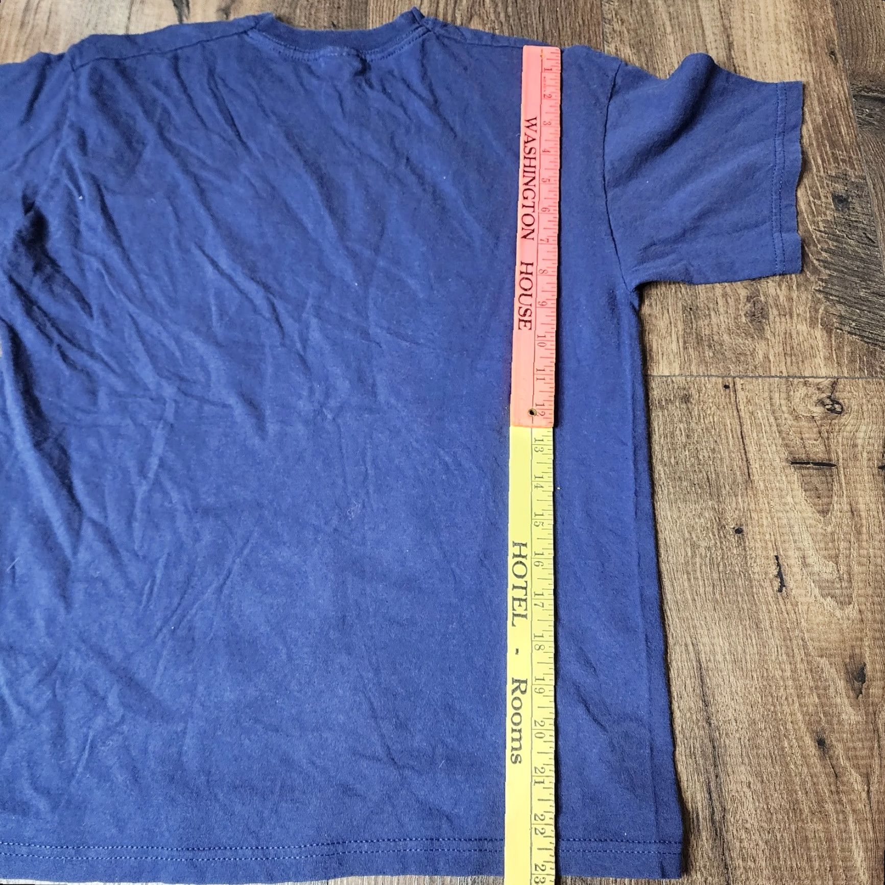 Vintage Screen Stars Juniors T-Shirt Blues Crew Neck Short Sleeve M USA Shark Bite Travel Souvenir USA Sharks Night Sharks? Size M / US 6-8 / IT 42-44 - 2 Thumbnail