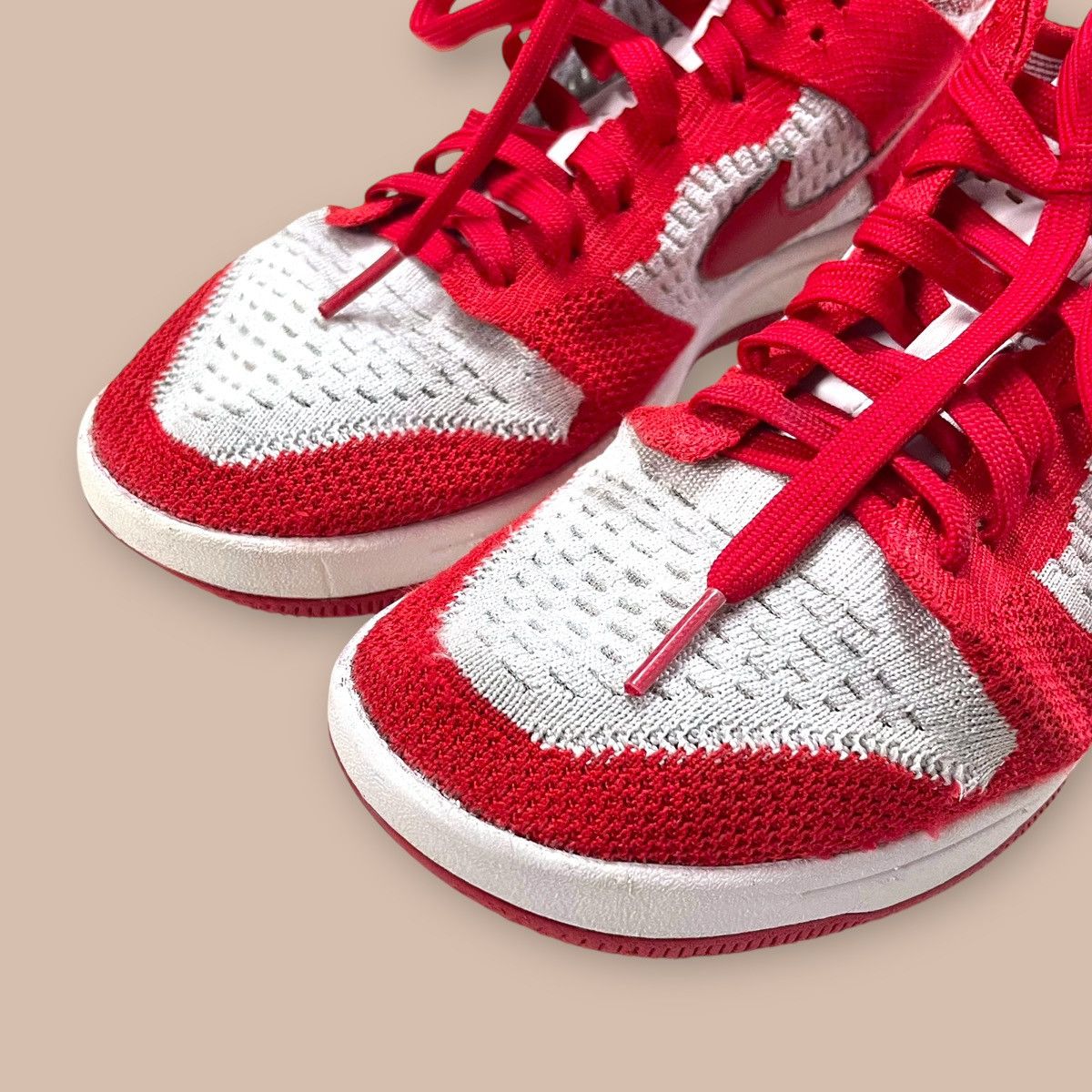 Nike Nike Dunk Low FLYKNIT "University Red" Size US 9 / EU 42 - 14 Thumbnail