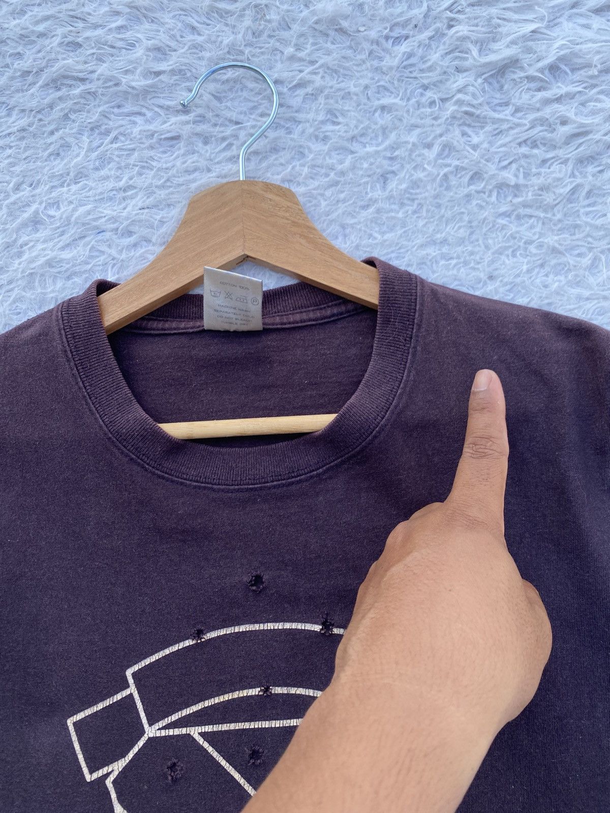 Japanese Brand Rare Vintage Shield Logo Inspired by Number Nine Tshirt Size US M / EU 48-50 / 2 - 13 Thumbnail