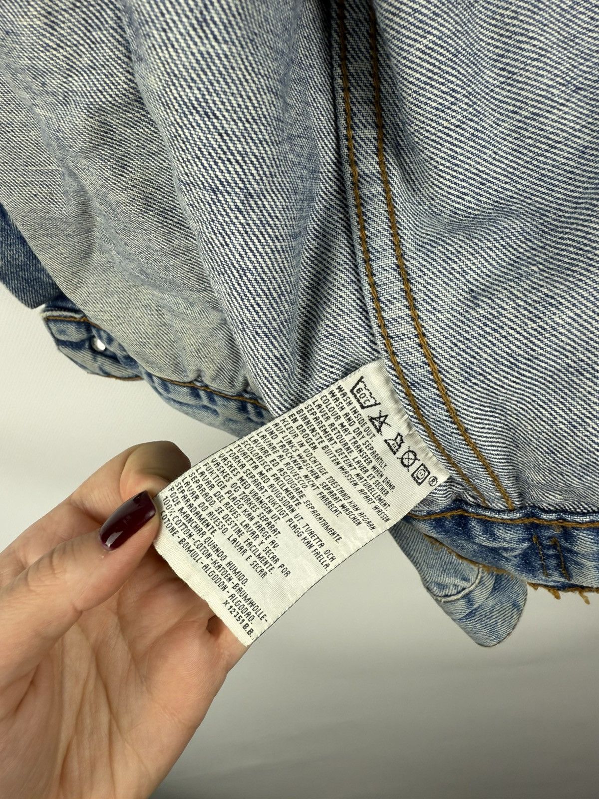 Levi's VTG 90s Levi’s Type 3 Light Blue Washed Denim Trucker Jacket Size US M / EU 48-50 / 2 - 22 Thumbnail