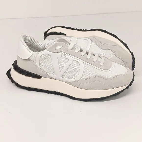 Valentino Valentino White VLogo Netrunner Chunky Sneakers-EU45/US12 Size US 11 / EU 44 - 7 Thumbnail